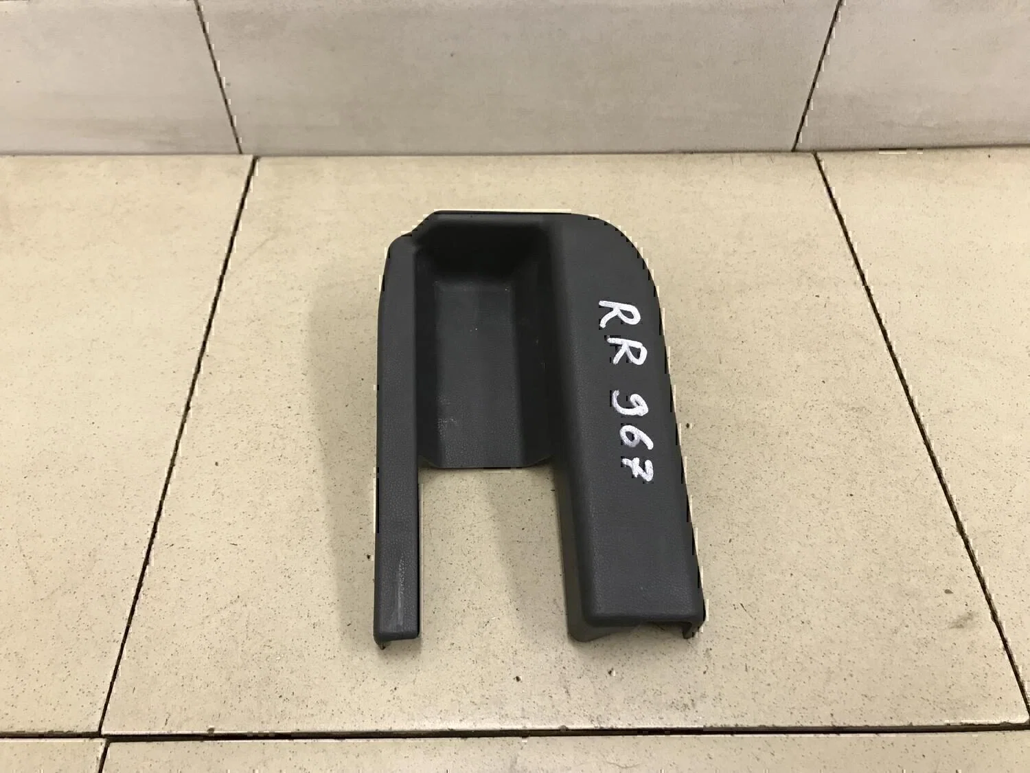 Накладка (кузов внутри) TOYOTA RAV 4 2006-2013 - миниатюра 2