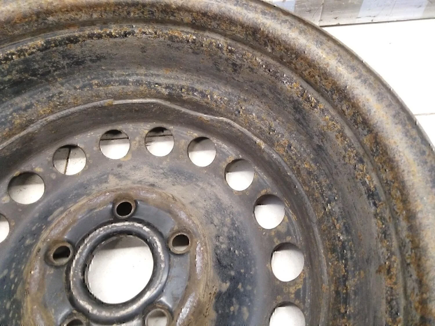 Диск колесный железо VW Touran 2003-2010 - миниатюра 9