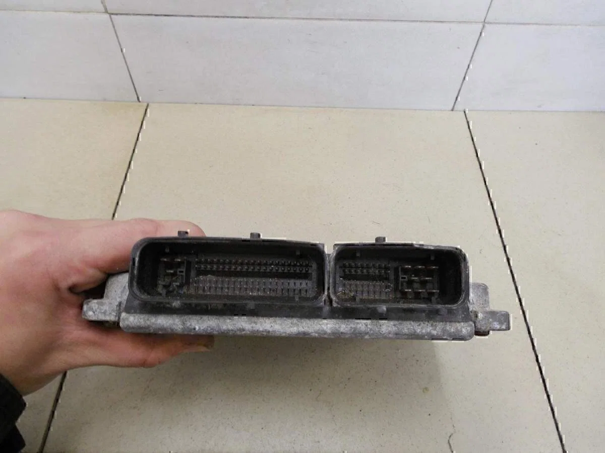 Блок управления двигателем SKODA Fabia 1999-2006 - миниатюра 4