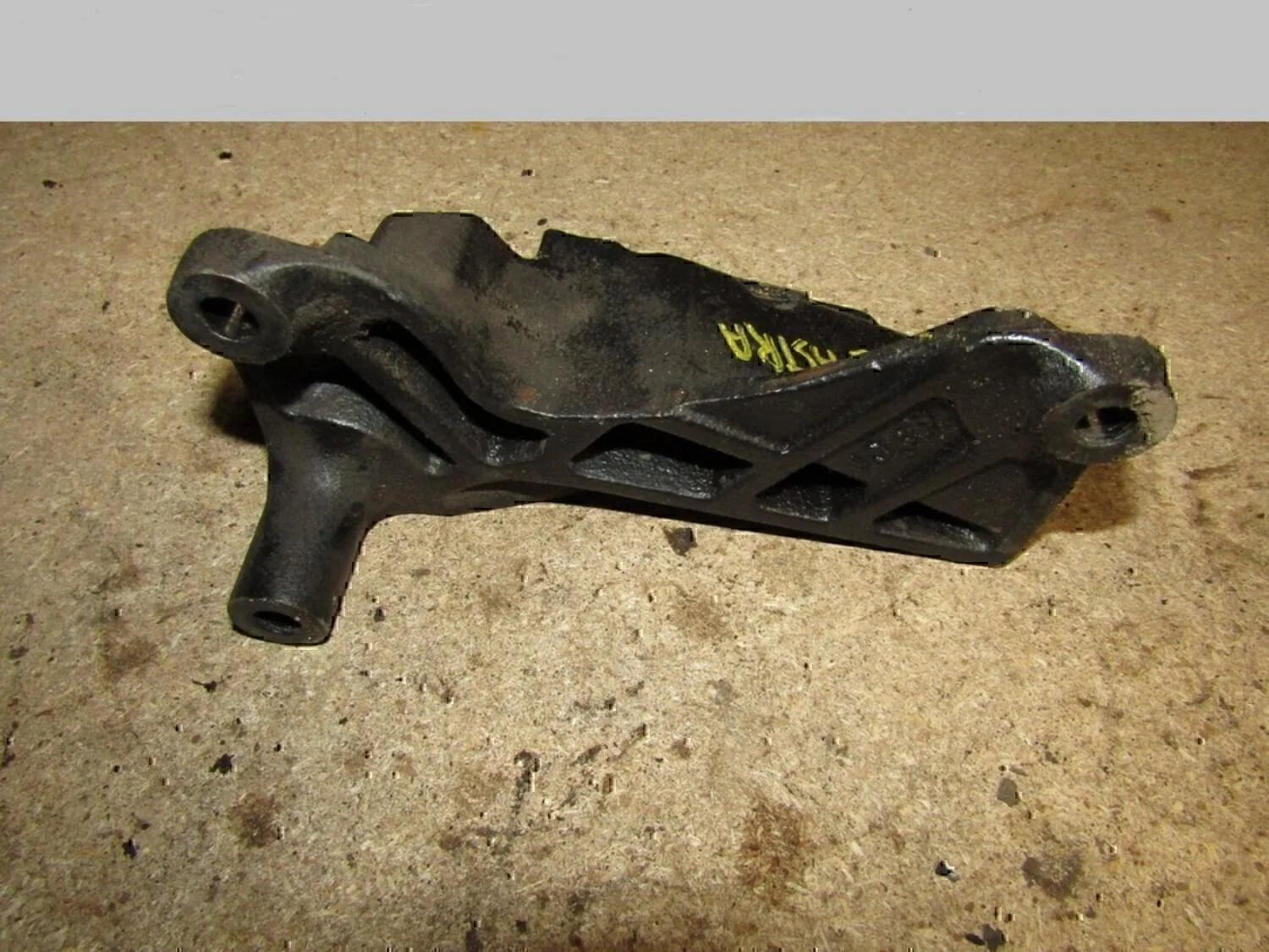 Кронштейн двигателя правый OPEL Astra G 1998-2005 - миниатюра 2