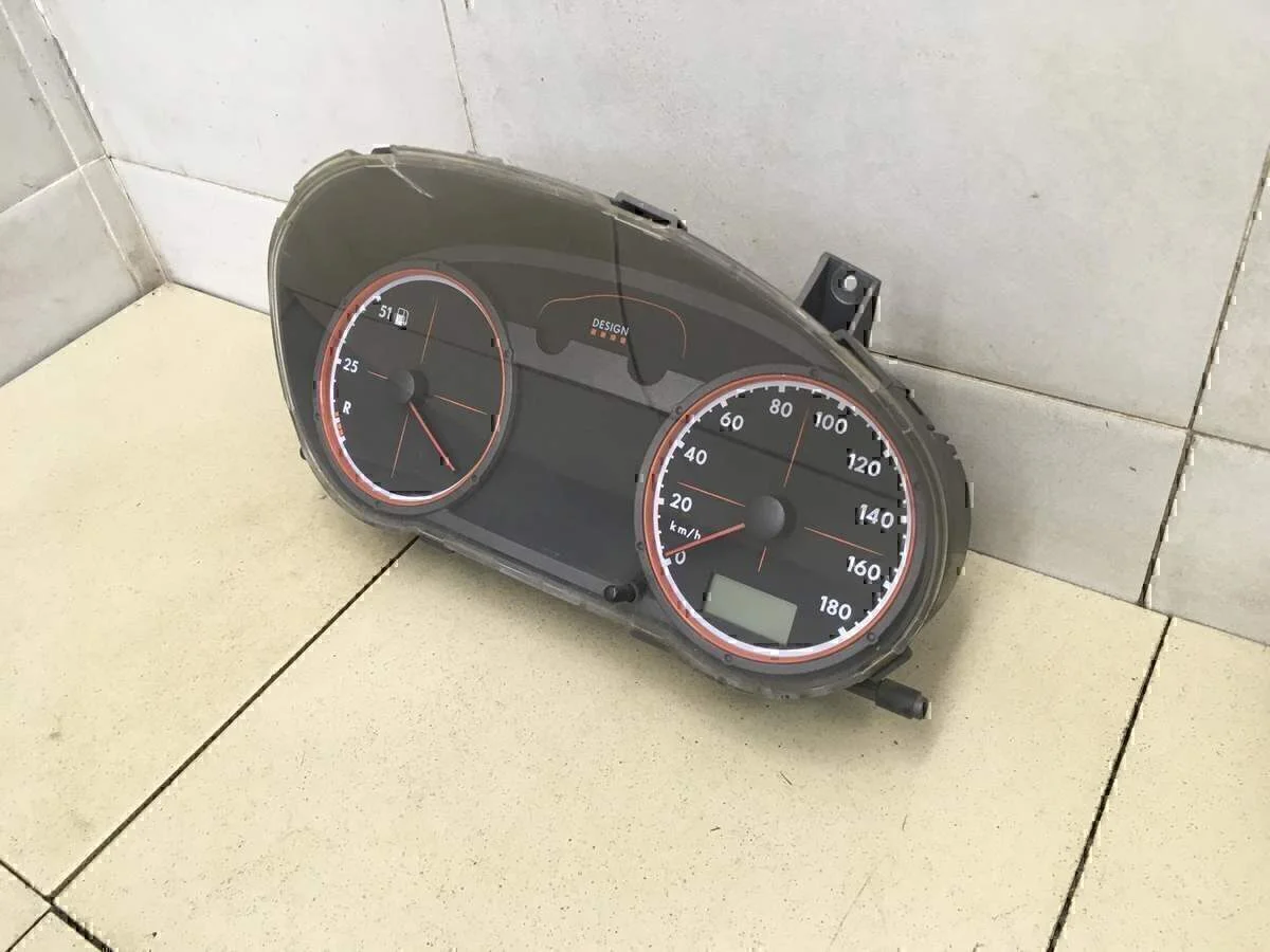 Панель приборов VW Pointer/Golf BR 2004-2009 - миниатюра 2