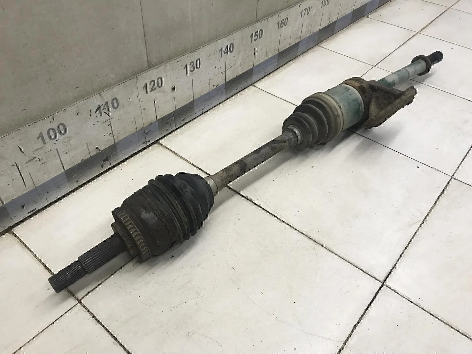 Полуось передняя правая NISSAN Almera Tino 2000-2006 - миниатюра 8