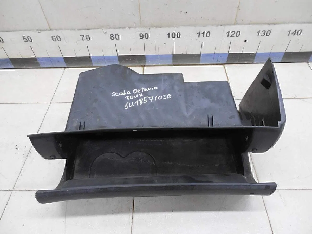 Бардачок SKODA Octavia (A4 1U-) 2000-2011 - миниатюра 8