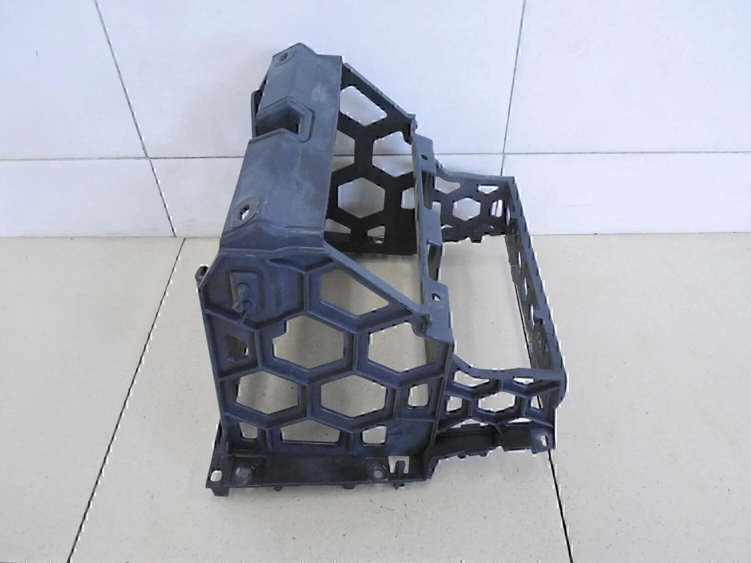 Рамка магнитолы VW Polo (Sed RUS) 2011> - миниатюра 4