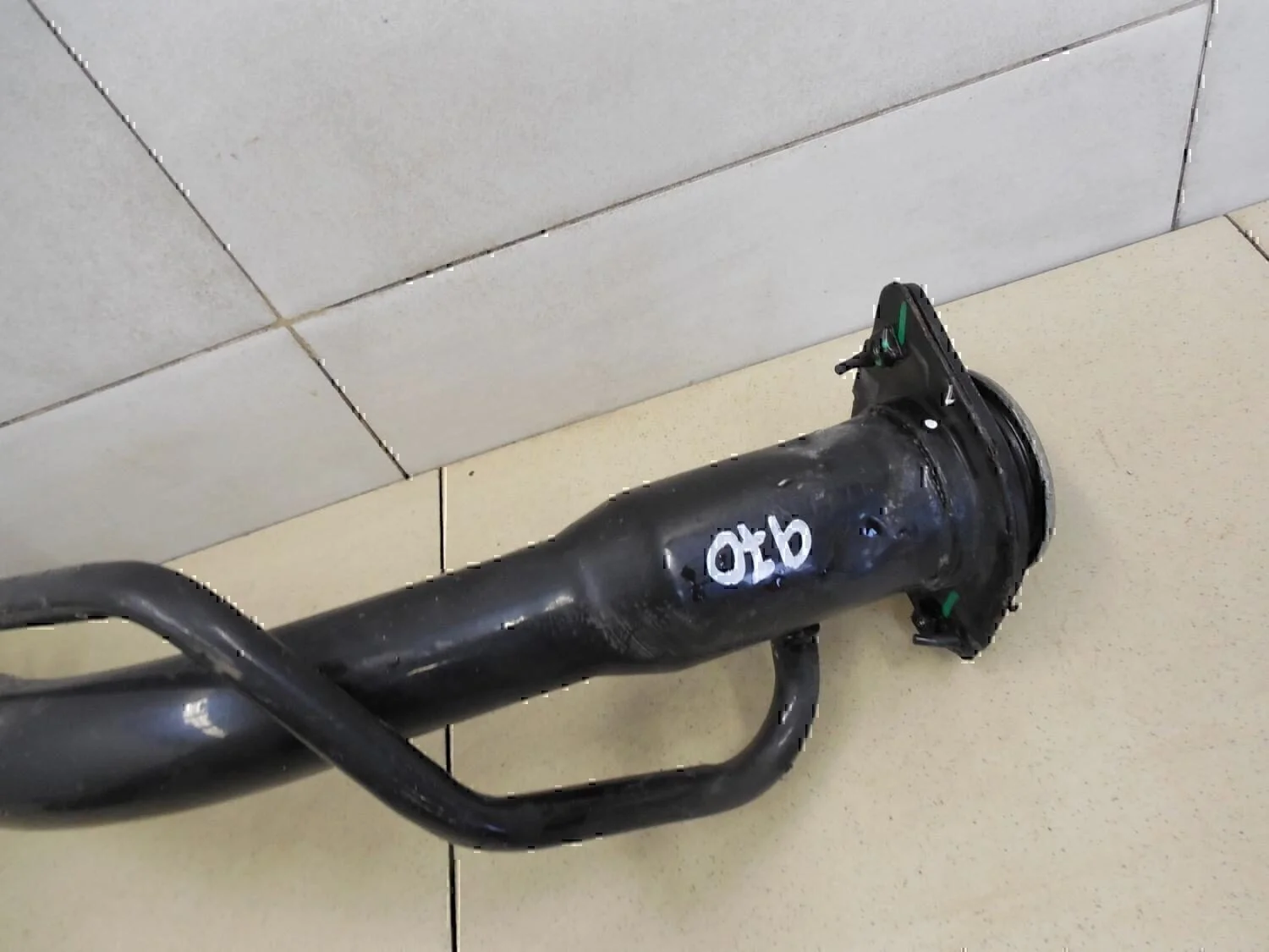 Горловина топливного бака SUZUKI SX4 2006-2013 - миниатюра 6