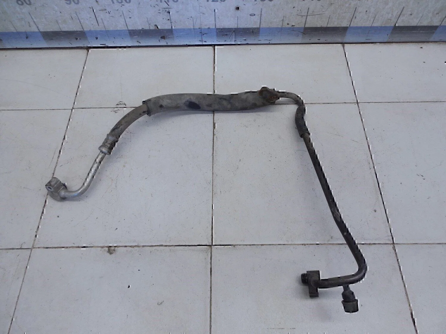 Трубка кондиционера TOYOTA Avensis I 1997-2003 - миниатюра 4
