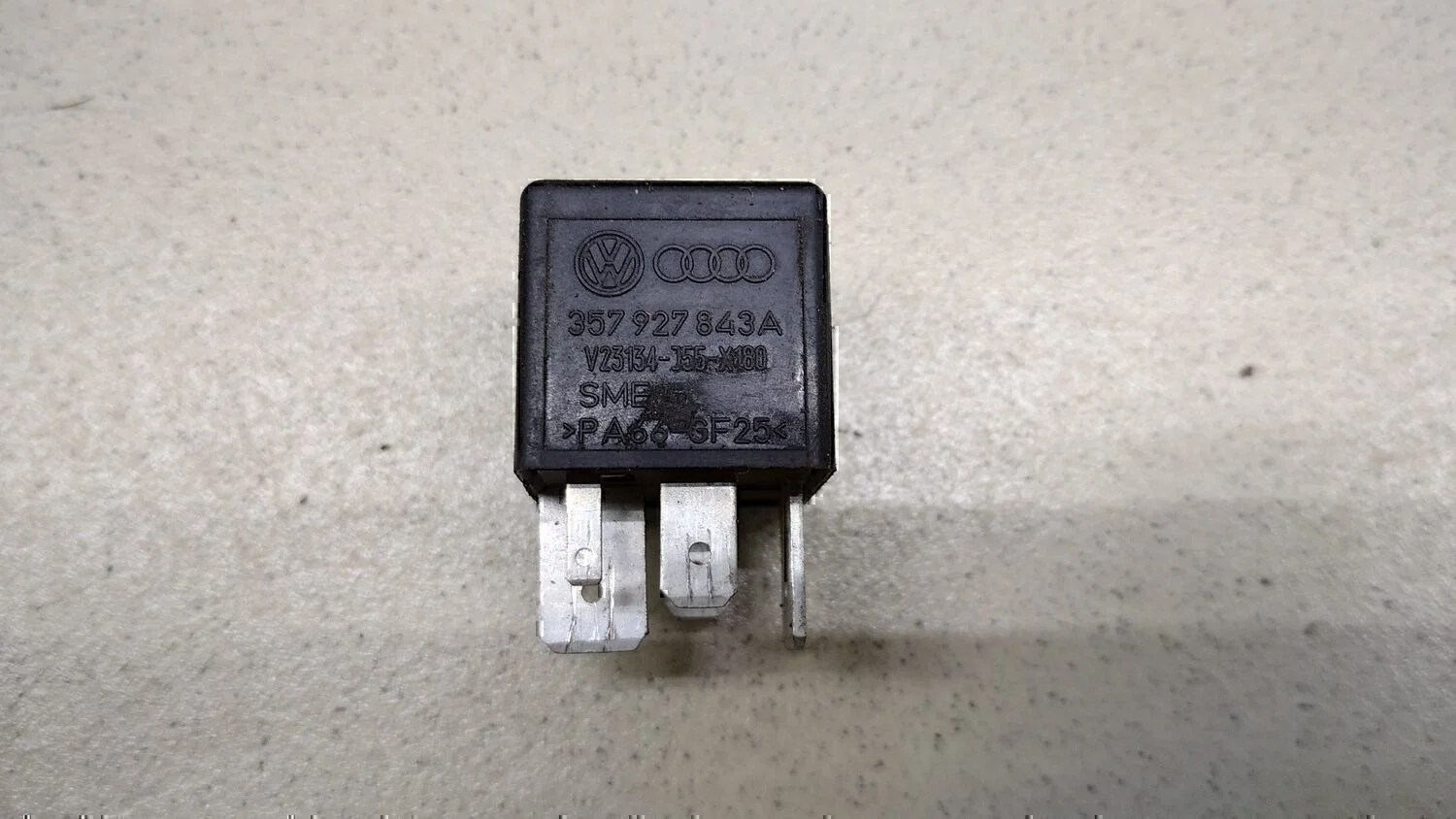 Реле VW Golf III/Vento 1991-1997 - миниатюра 2