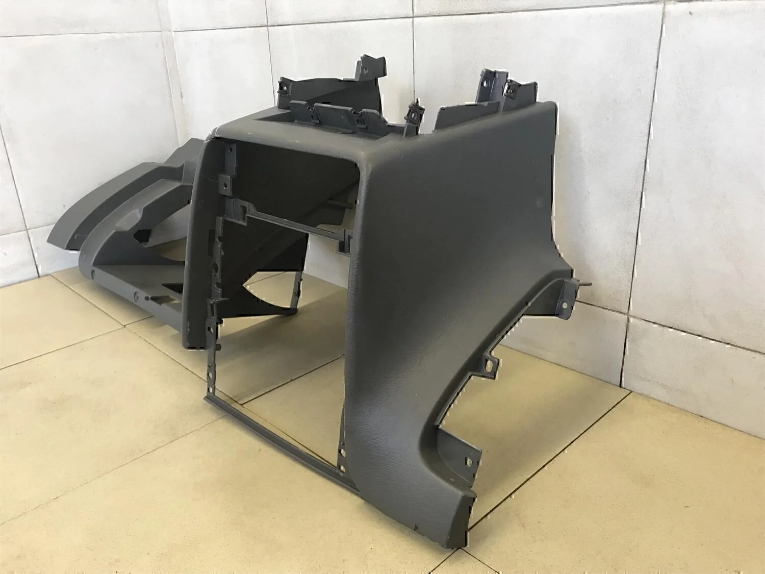 Консоль Hyundai-KIA Spectra 2001-2011 - миниатюра 4