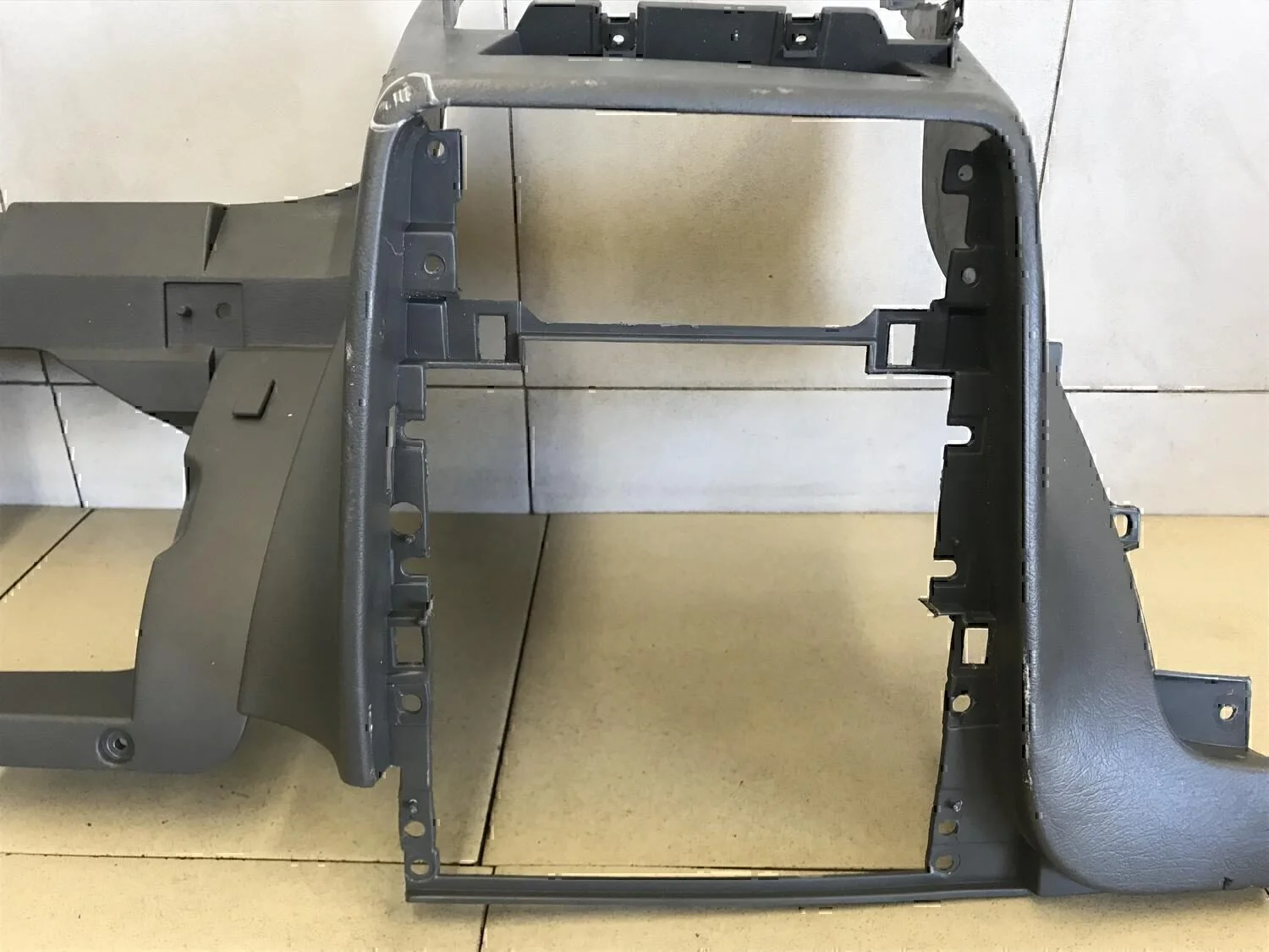 Консоль Hyundai-KIA Spectra 2001-2011 - миниатюра 6