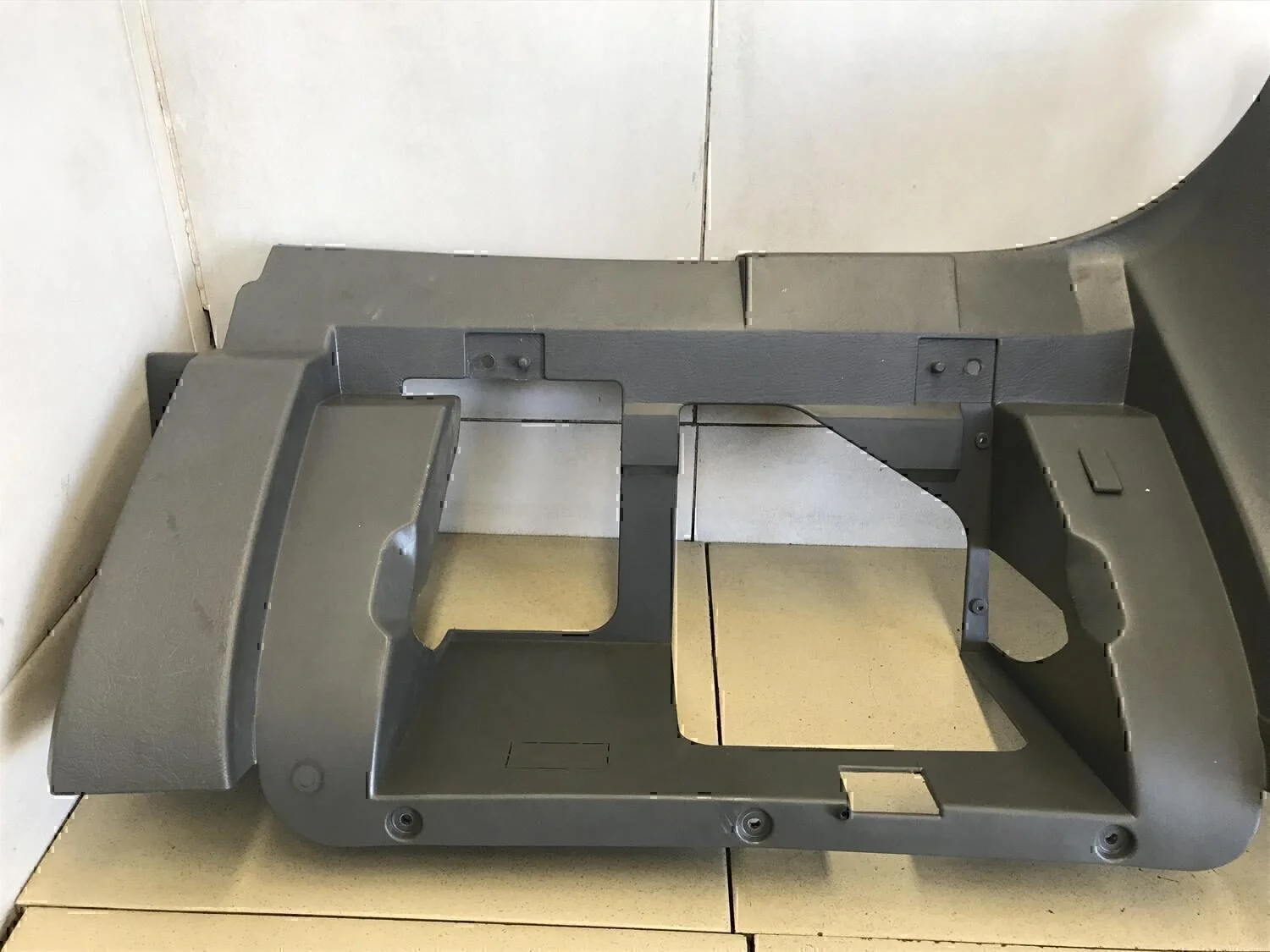 Консоль Hyundai-KIA Spectra 2001-2011 - миниатюра 7