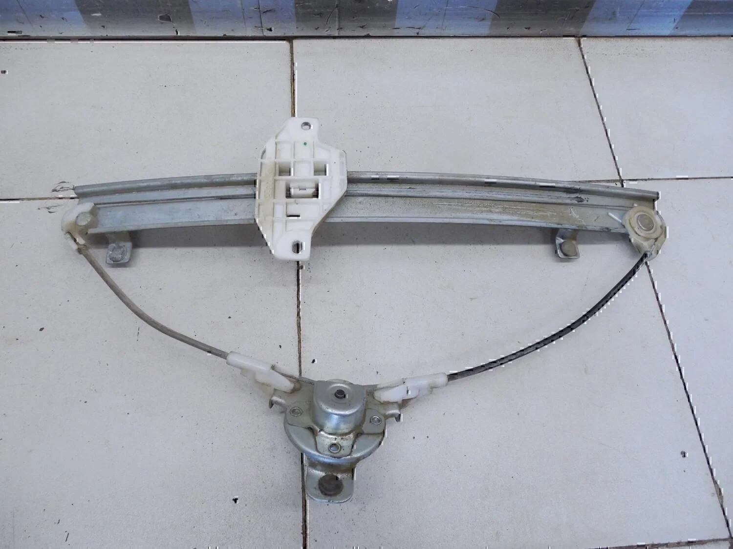 Стеклоподъемник механ. задний правый Chevrolet Lanos 2004-2010 - миниатюра 3