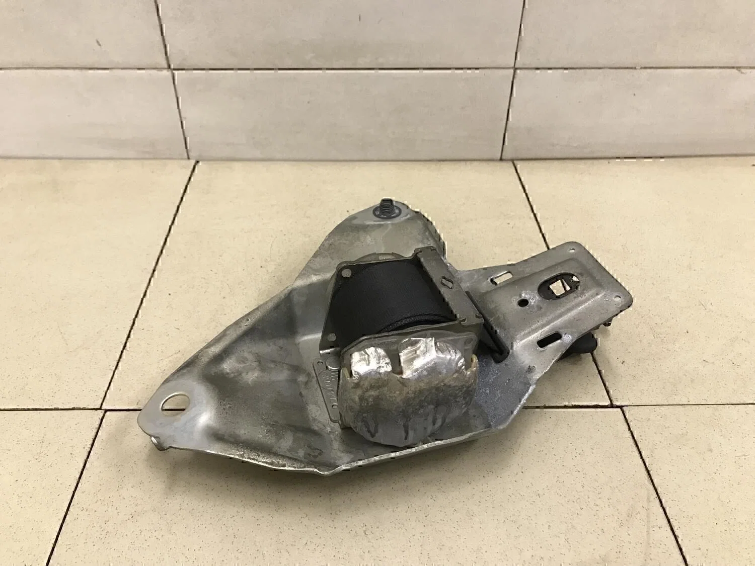 Ремень безопасности TOYOTA RAV 4 2006-2013 - миниатюра 2