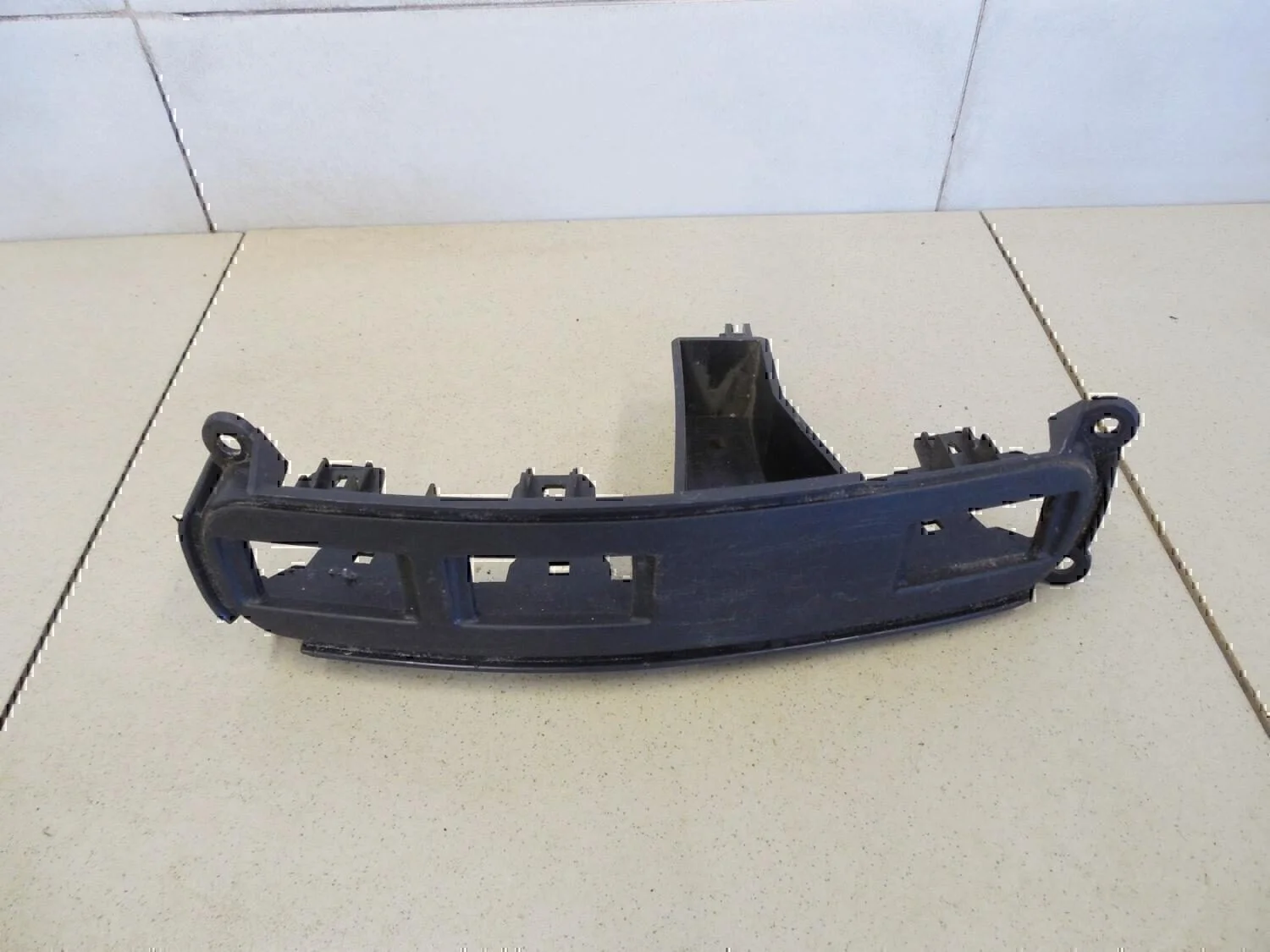 Консоль NISSAN Micra (K12E) 2002-2010 - миниатюра 2