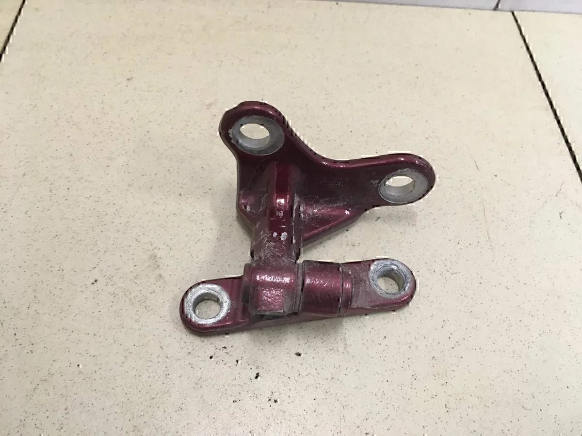 Петля двери MITSUBISHI Colt (Z3) 2004-2012 - изображение 1