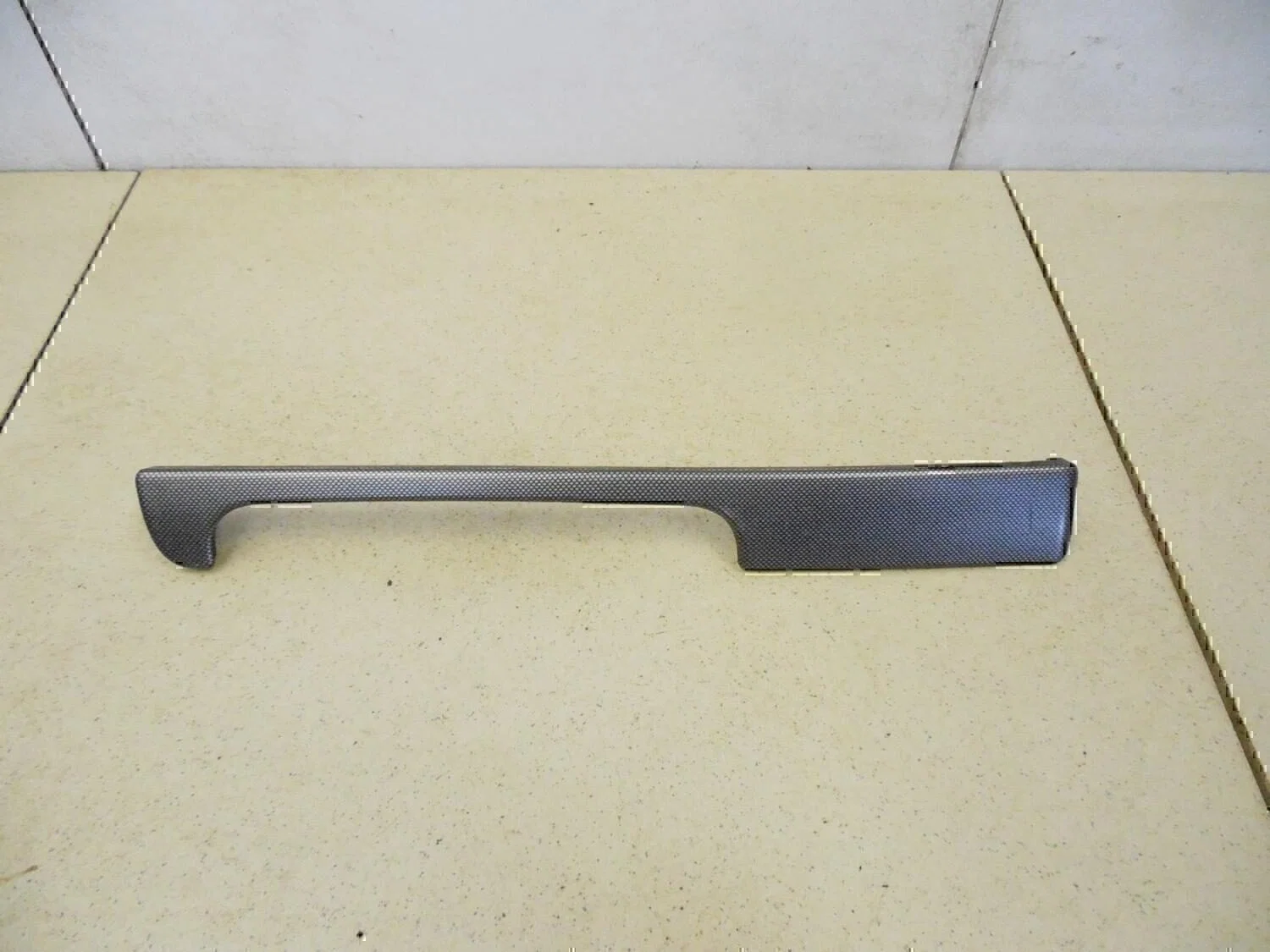 Накладка декоративная VW Golf V 2003-2009 - изображение 1