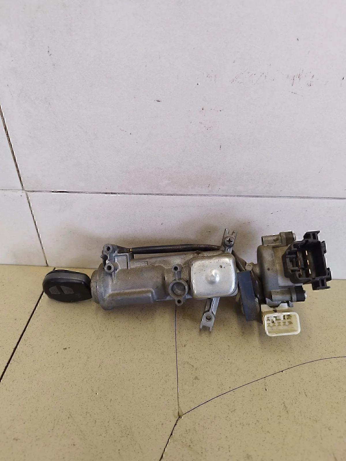 Замок зажигания SUZUKI SX4 2006-2013 - миниатюра 2