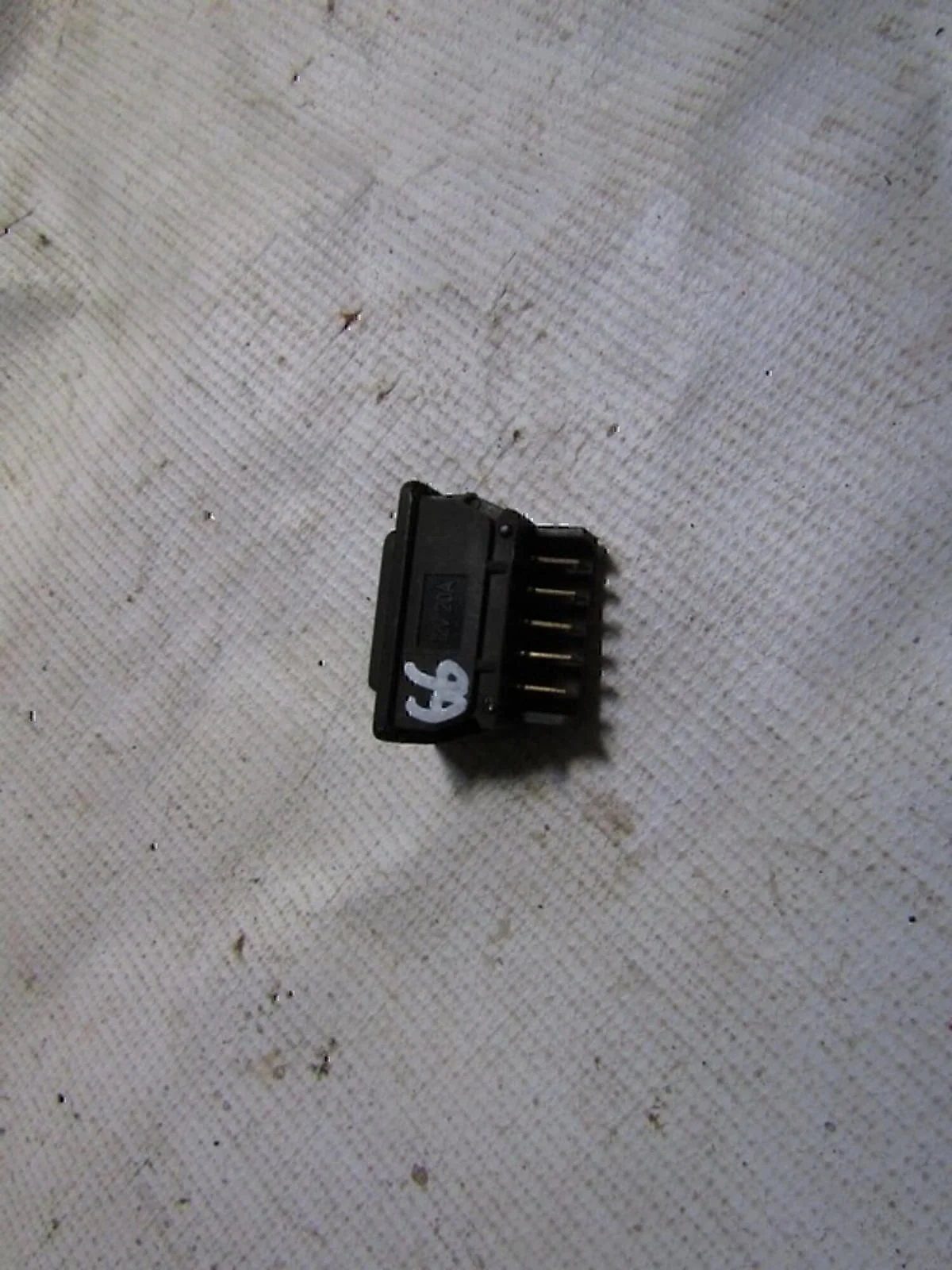 Кнопка стеклоподъемника MAZDA 626 (GE) 1992-1997 - миниатюра 2
