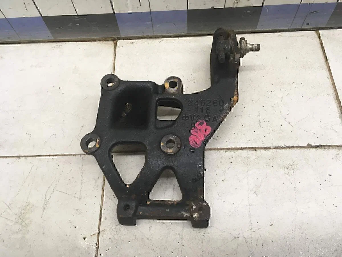 Кронштейн кондиционера TOYOTA Carina E 1992-1997 - миниатюра 2
