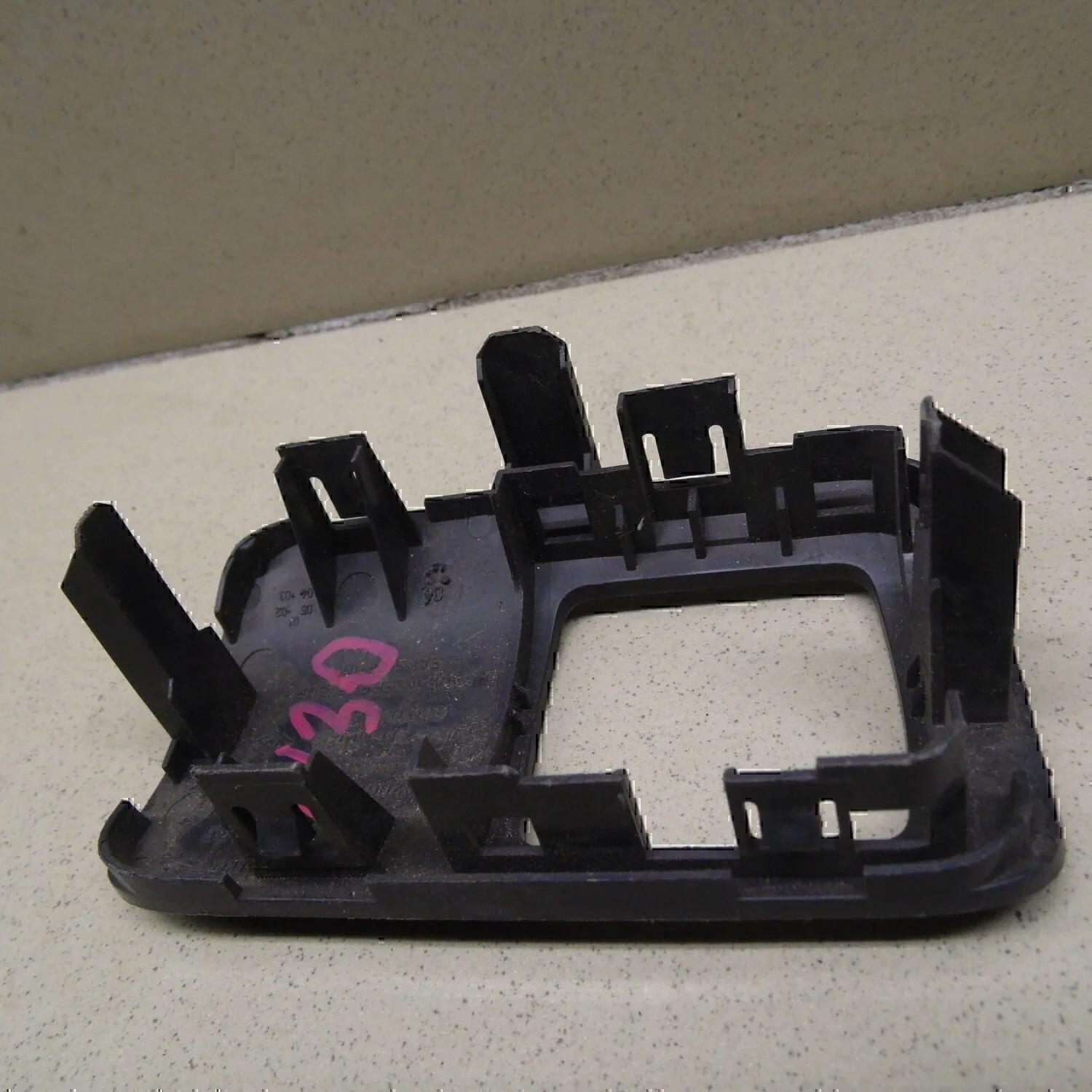 Накладка декоративная RENAULT Megane II 2002-2009 - миниатюра 3