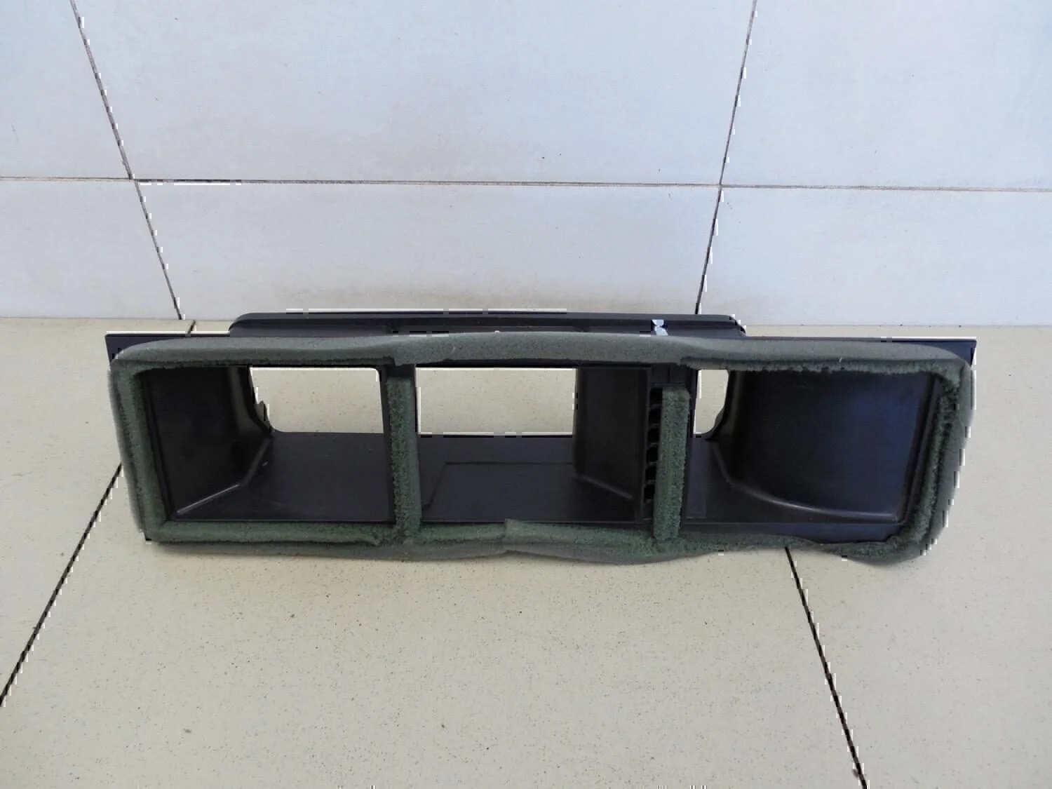 Воздуховод VW Golf V 2003-2009 - миниатюра 3