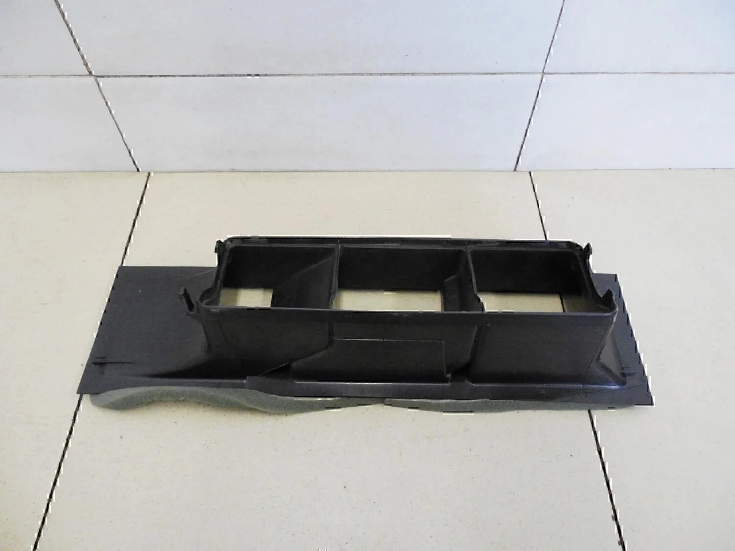 Воздуховод VW Golf V 2003-2009 - миниатюра 4