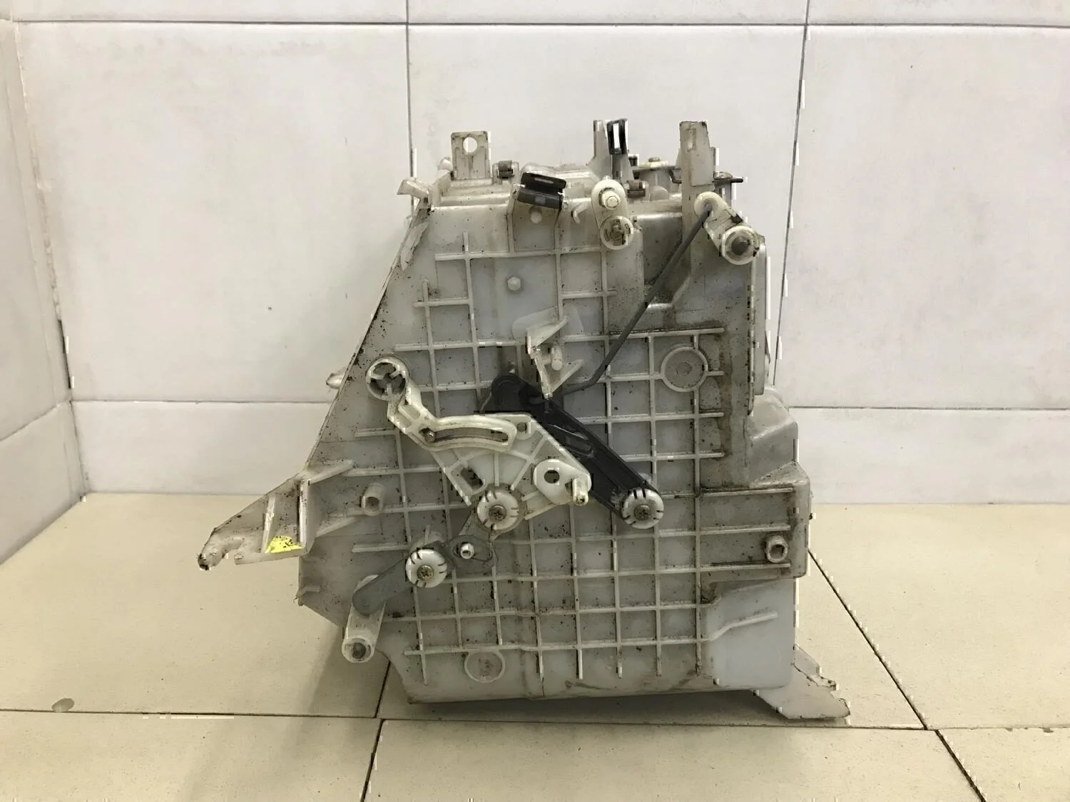 Корпус отопителя MITSUBISHI Galant (EA) 1997-2003 - миниатюра 3