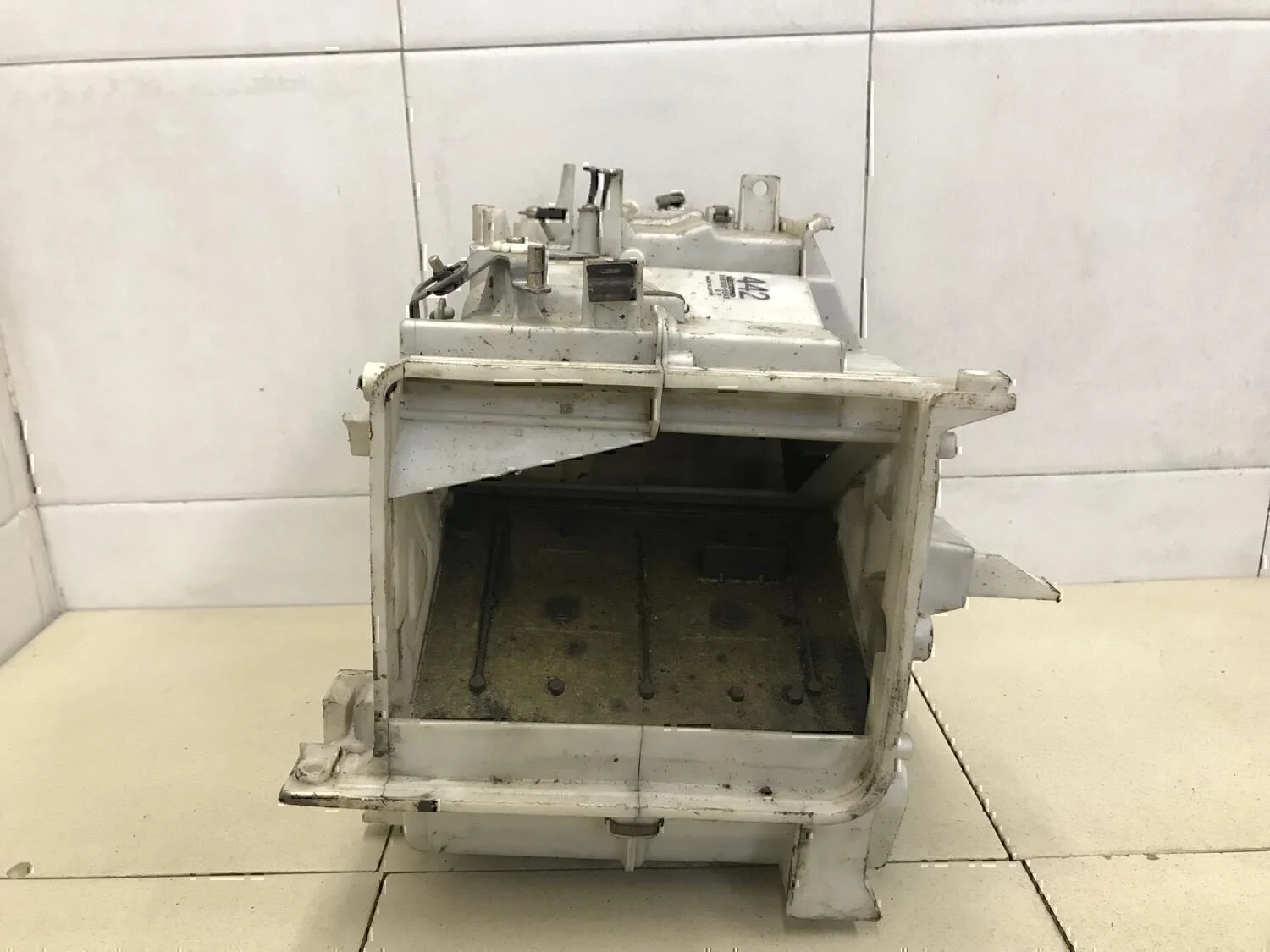 Корпус отопителя MITSUBISHI Galant (EA) 1997-2003 - миниатюра 5