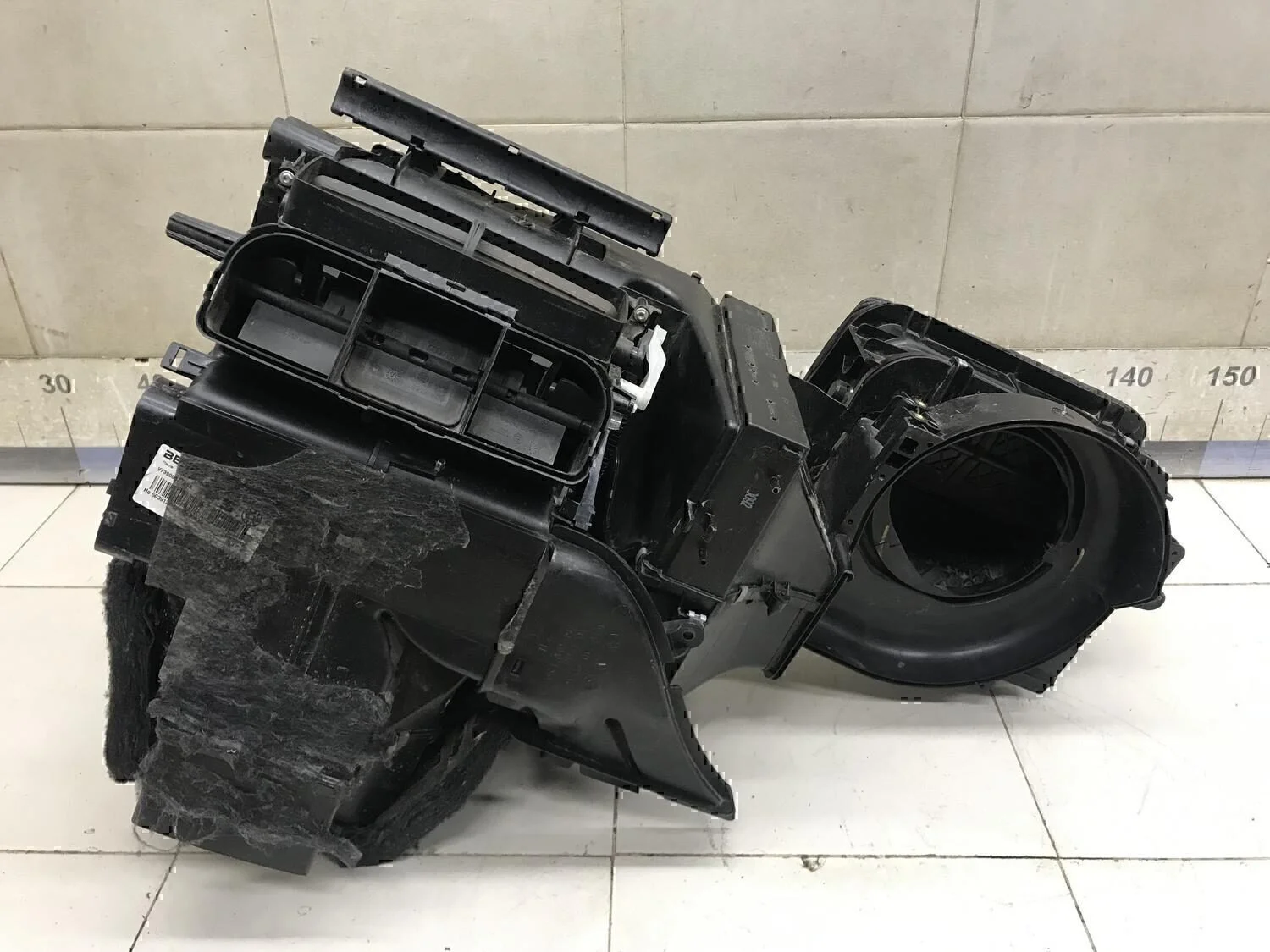 Корпус отопителя Audi Fabia 1999-2006 - изображение 1