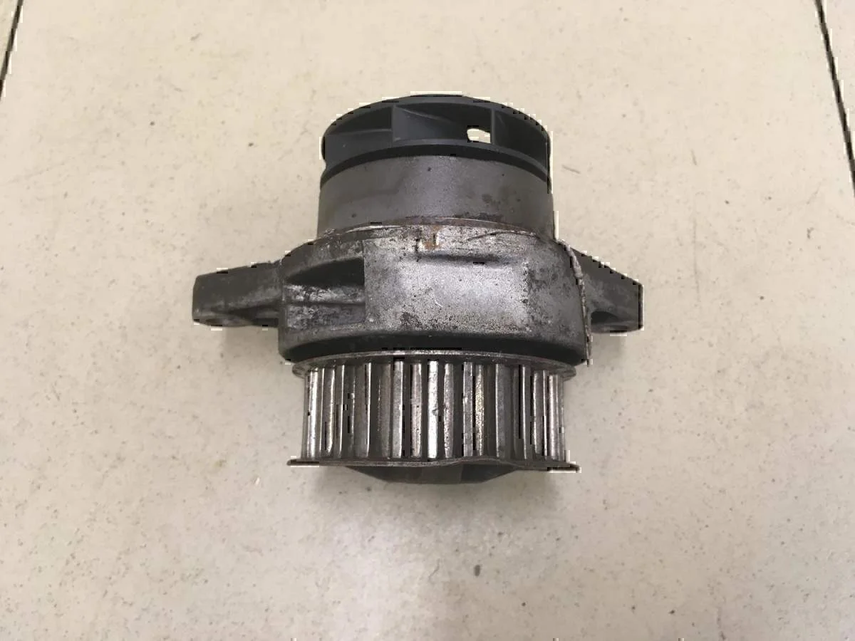 Насос водяной (помпа) VW Pointer/Golf BR 2004-2009 - миниатюра 2