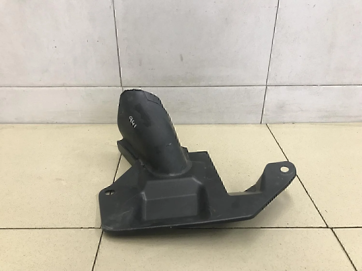 Пыльник (кузов внутри) Audi A3 (8L1) 1996-2003 - изображение 1
