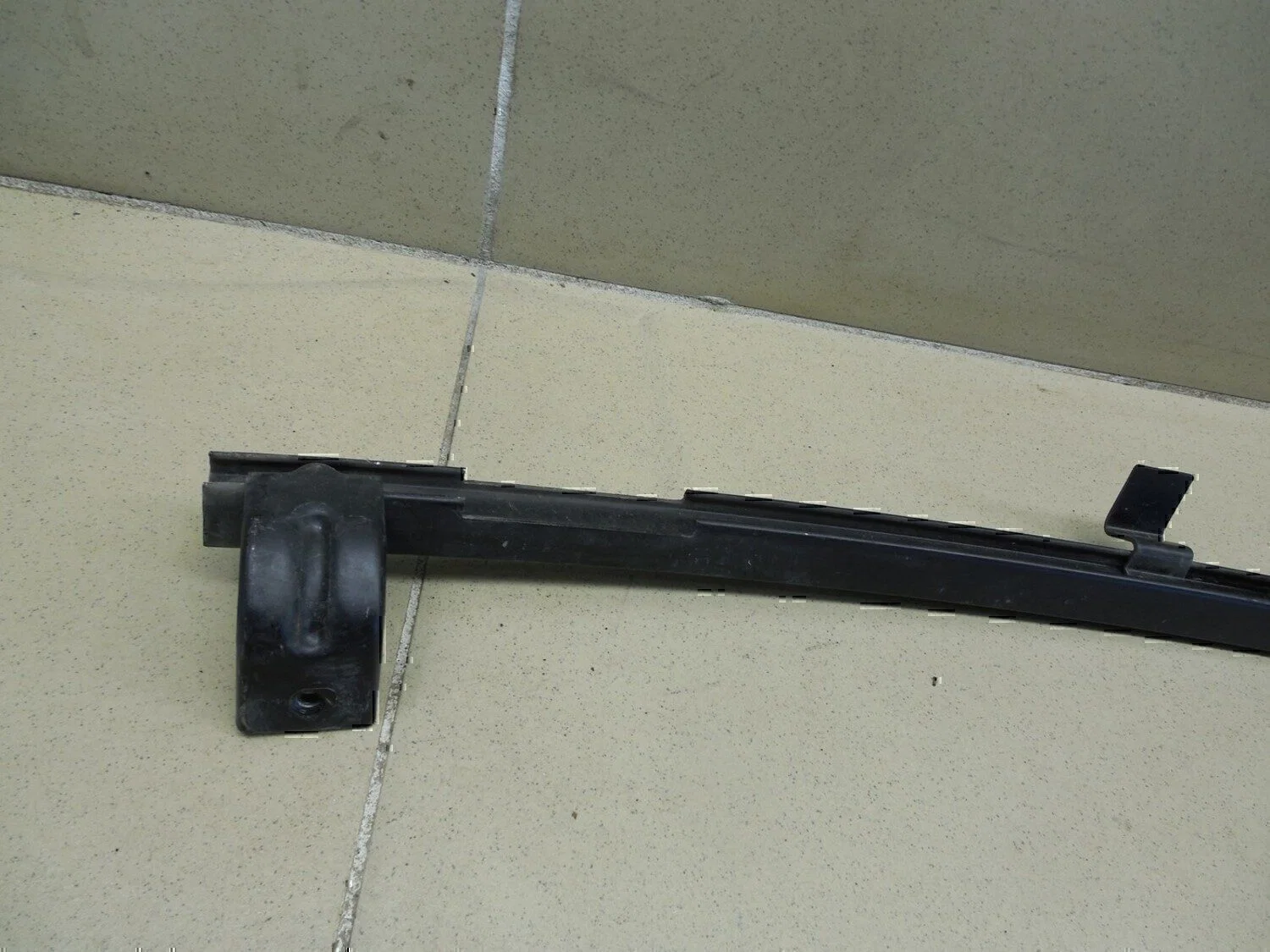Направляющая стекла двери Hyundai-KIA RIO 2005-2011 - миниатюра 4