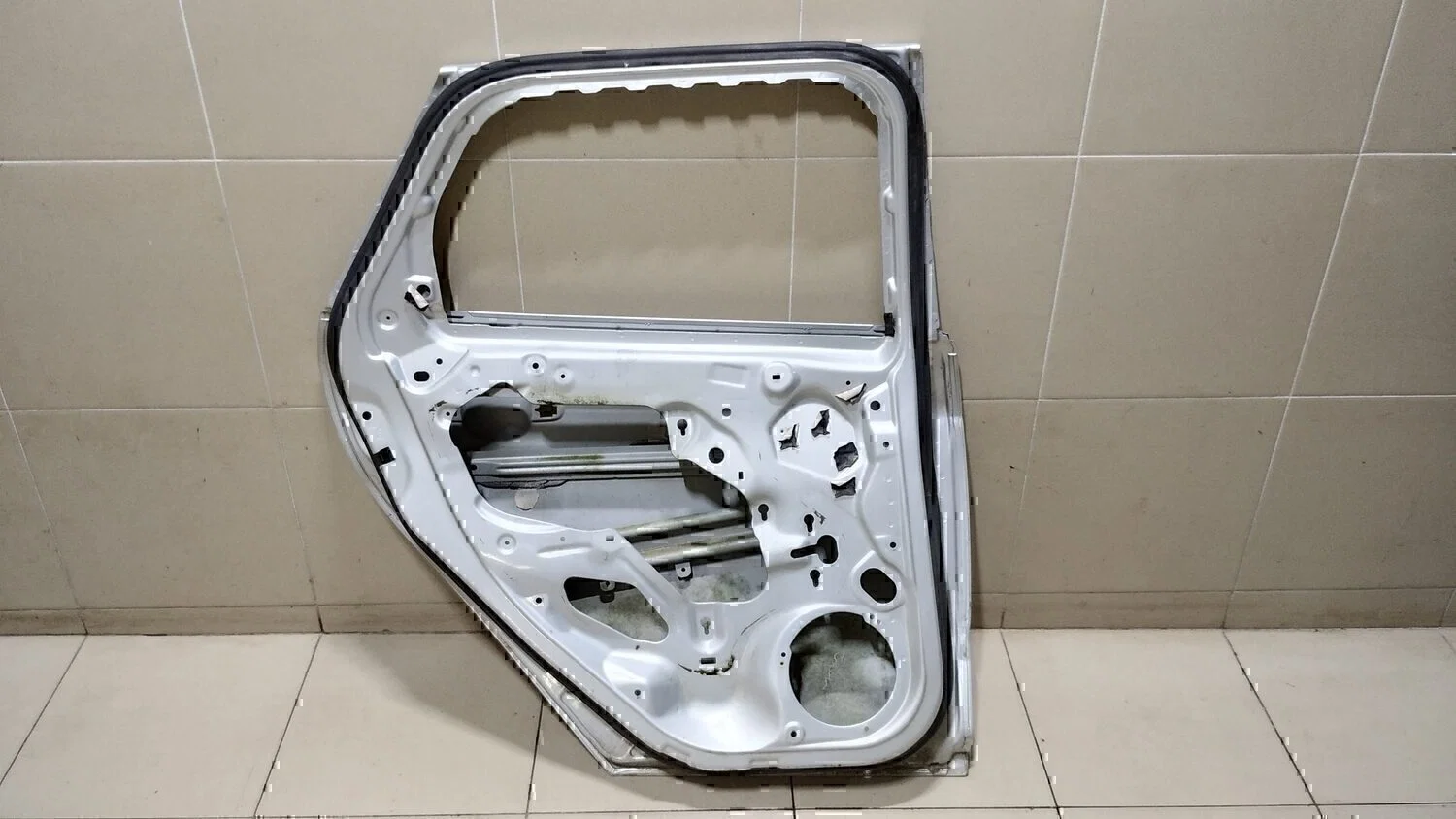 Дверь задняя левая FORD Focus III 2011> - миниатюра 8