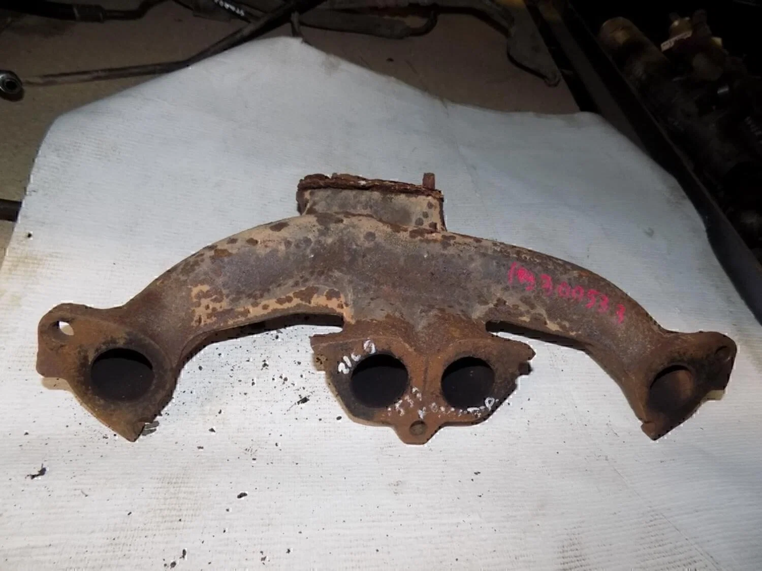 Коллектор выпускной АвтоВАЗ Lada 2115 - изображение 1