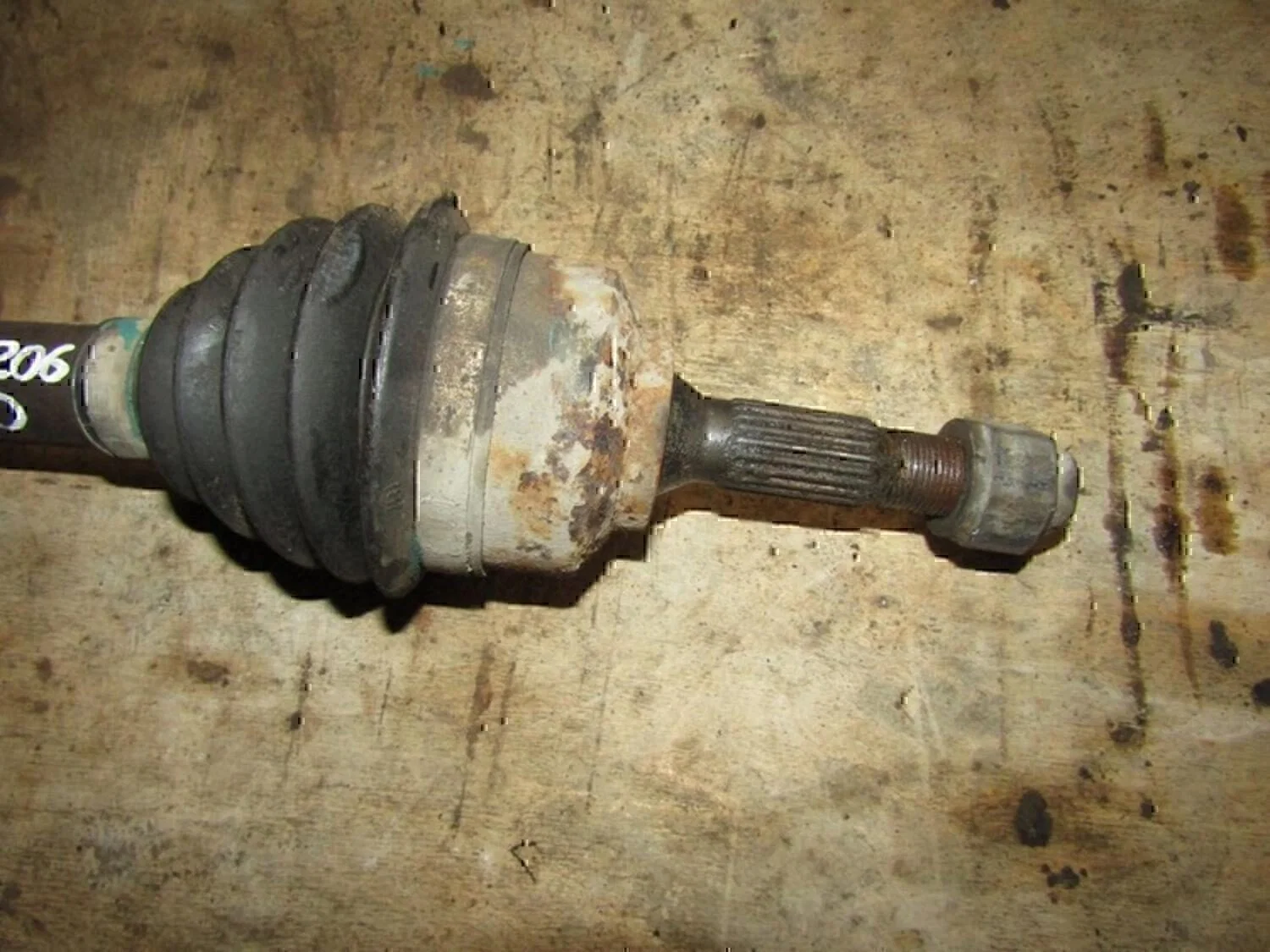 Полуось передняя правая PEUGEOT 206 1998-2012 - миниатюра 2