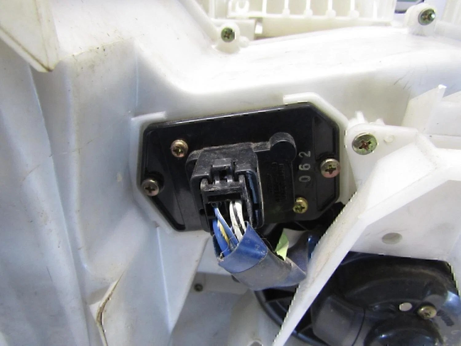 Корпус отопителя TOYOTA Yaris 1999-2005 - миниатюра 5
