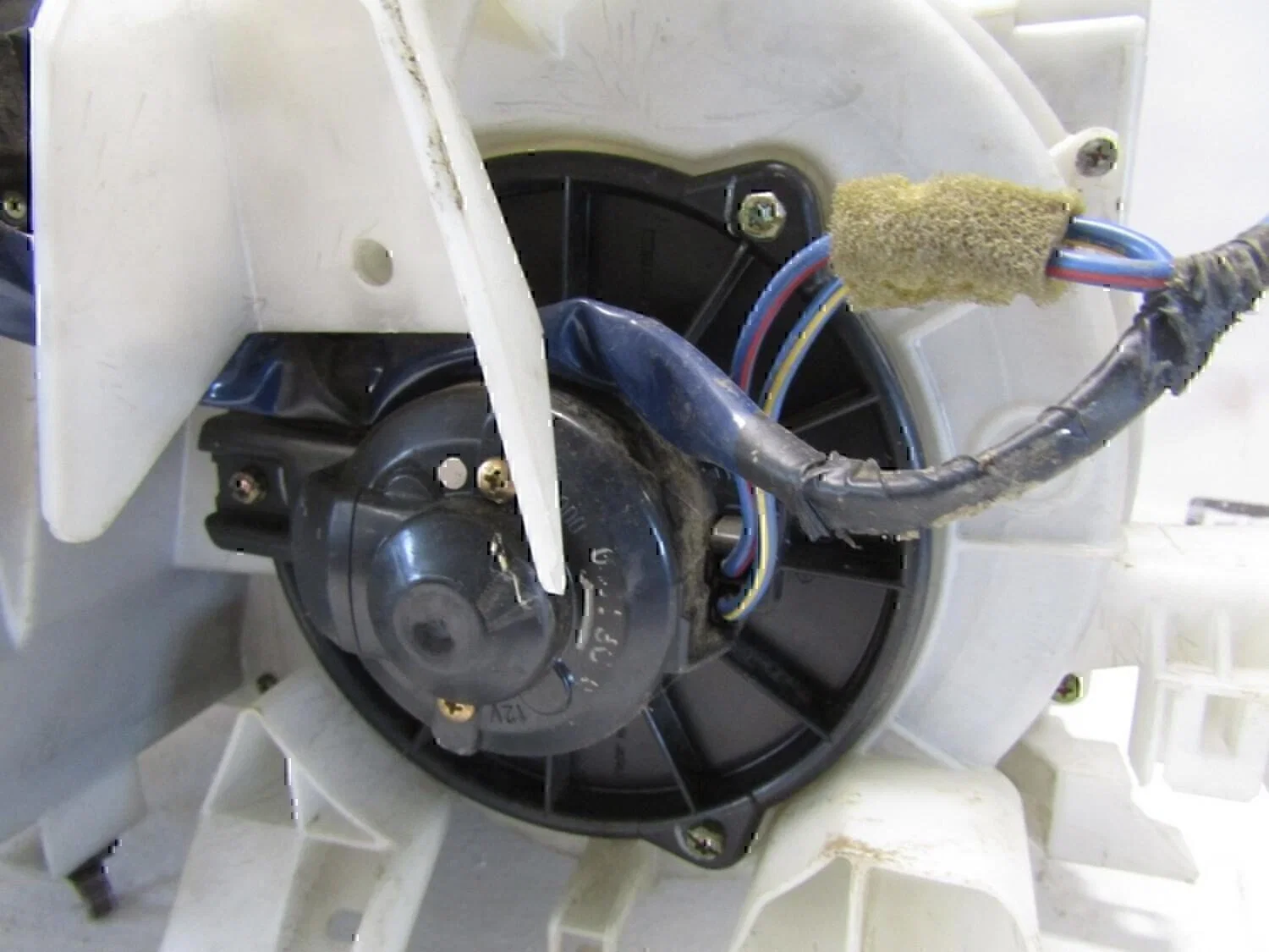 Корпус отопителя TOYOTA Yaris 1999-2005 - миниатюра 6