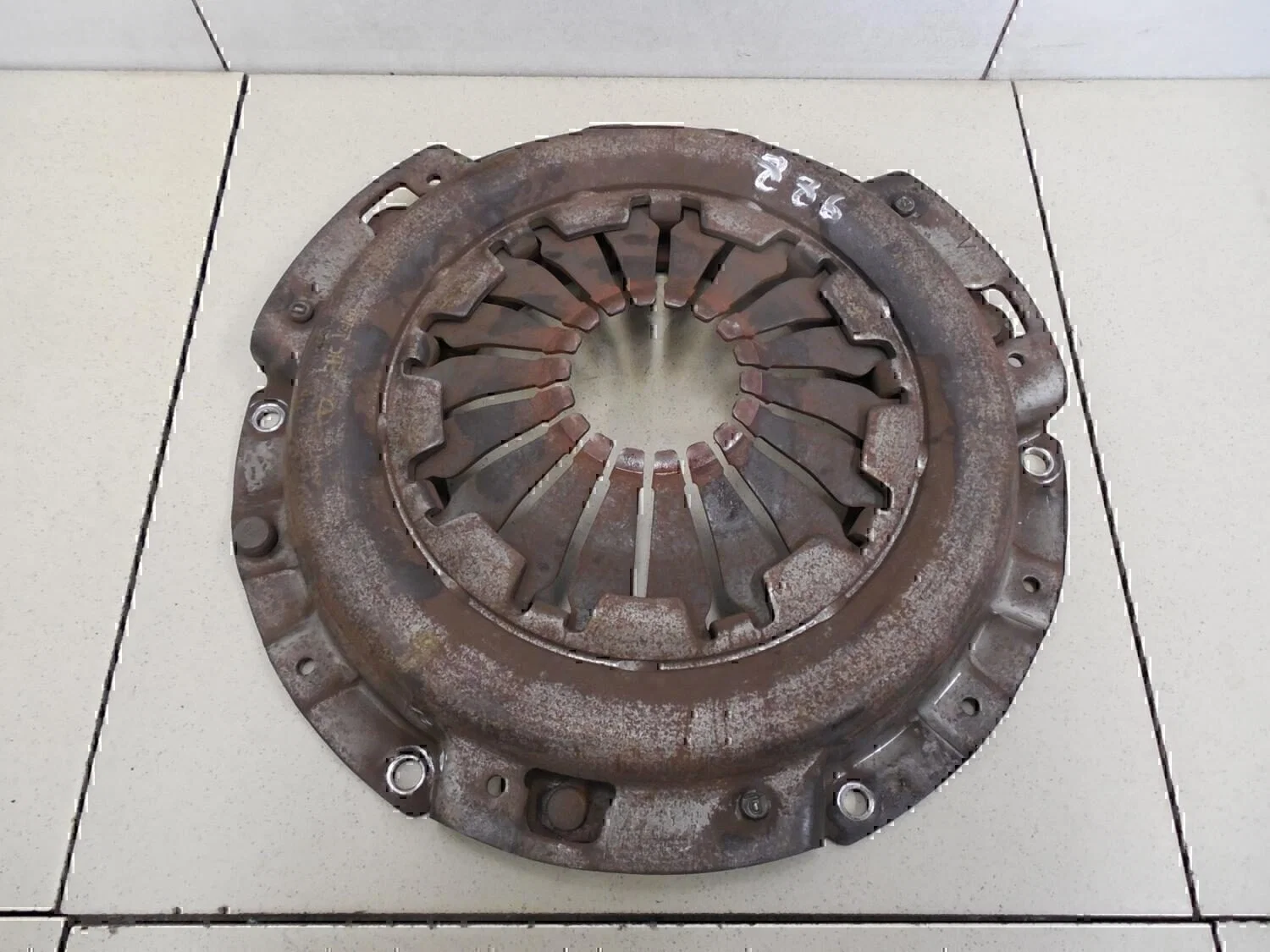 Корзина сцепления Chevrolet Lanos 2004-2010 - изображение 1