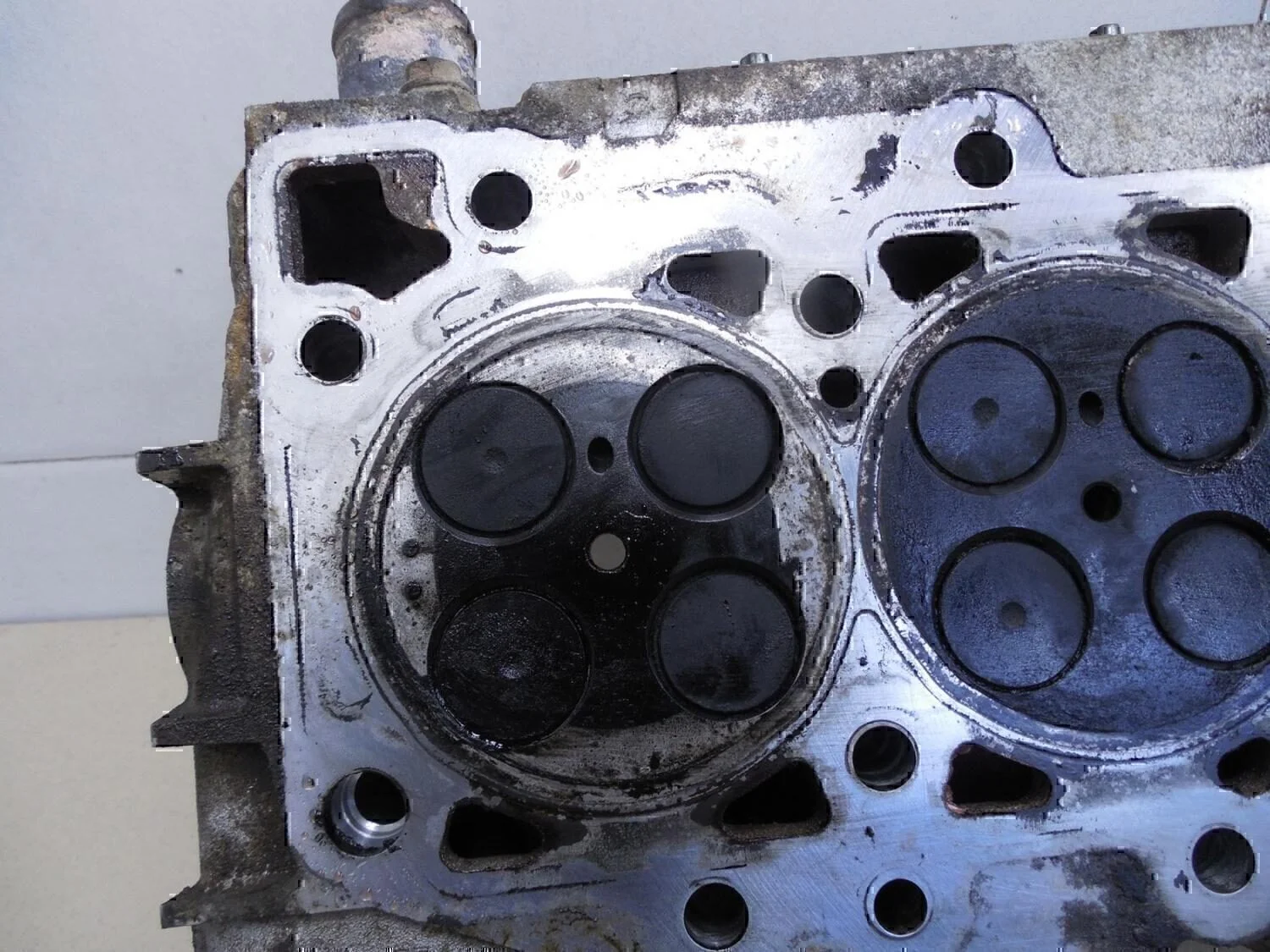 Головка блока NISSAN Almera Tino 2000-2006 - миниатюра 8