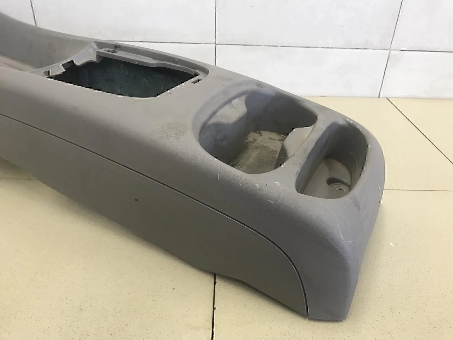 Консоль NISSAN Almera Tino 2000-2006 - миниатюра 6