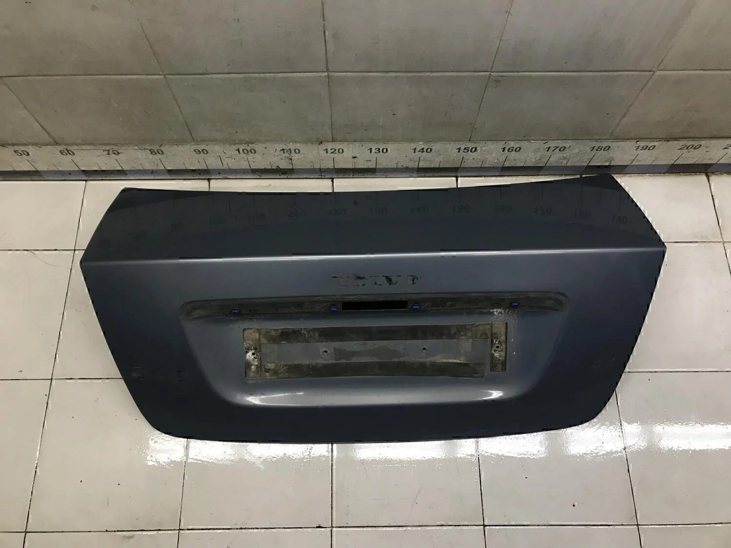 Крышка багажника VOLVO S40 2004-2012 - миниатюра 2