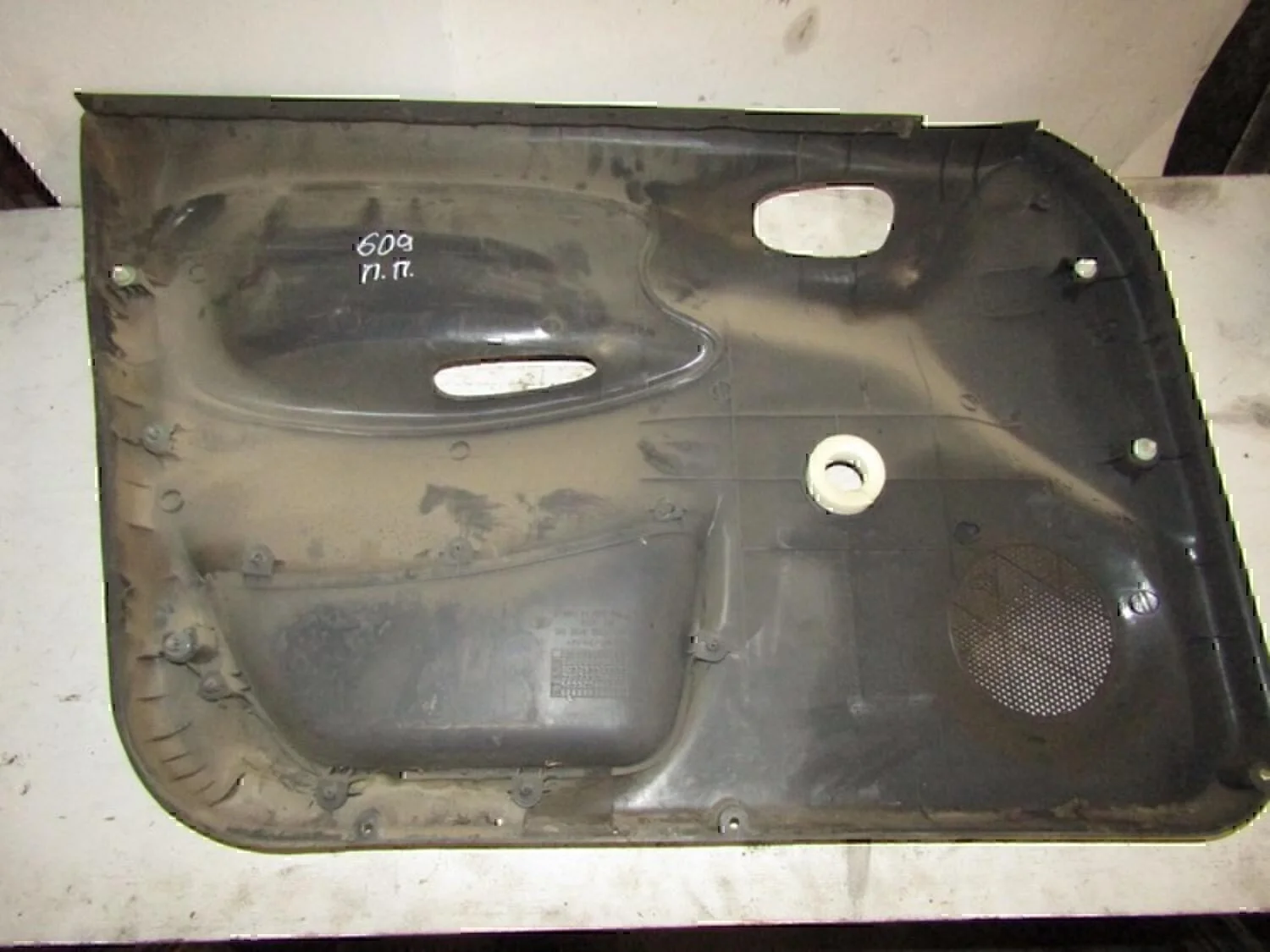 Обшивка двери передней правой Chevrolet Lanos 2004-2010 - миниатюра 2