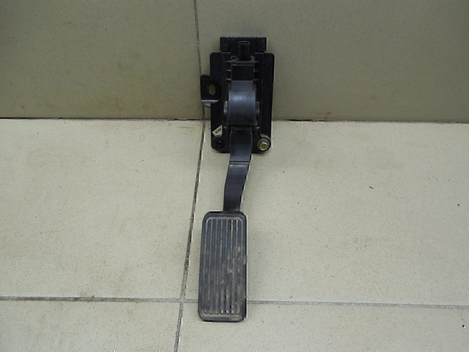 Педаль газа FAW V5 2013> - миниатюра 5