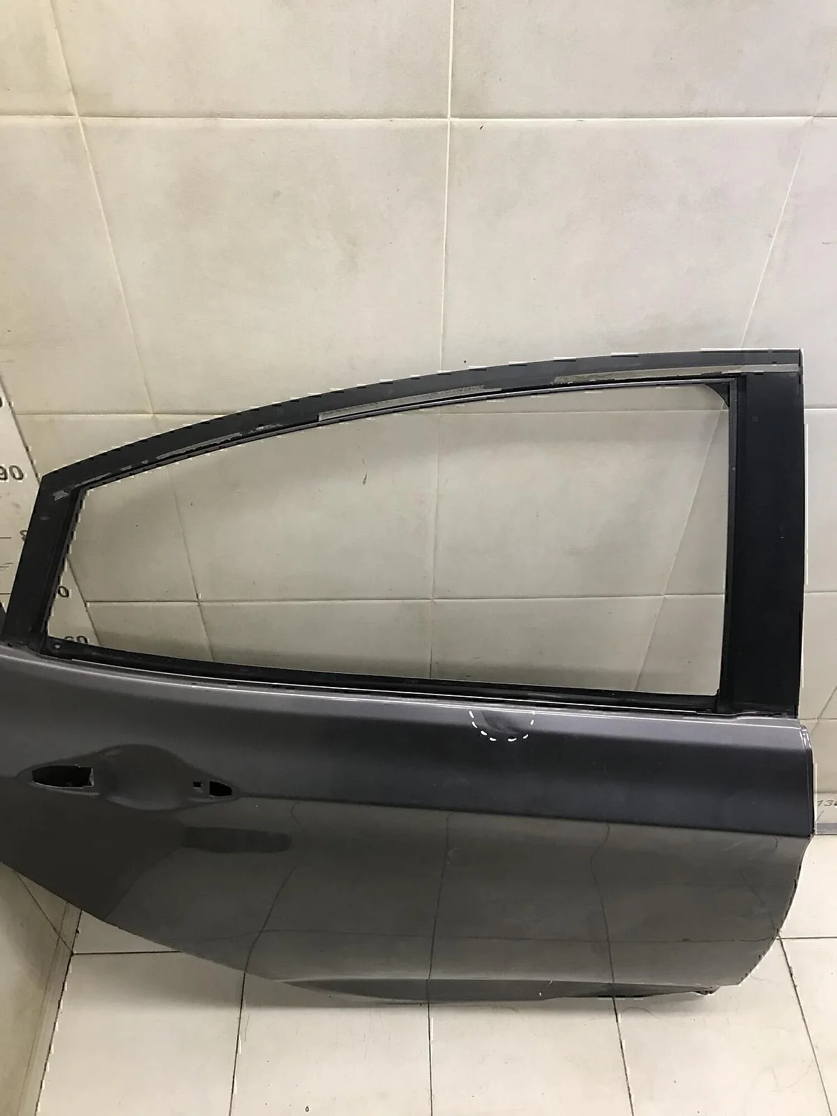Дверь задняя правая Hyundai-KIA Solaris 2010-2017 - миниатюра 2