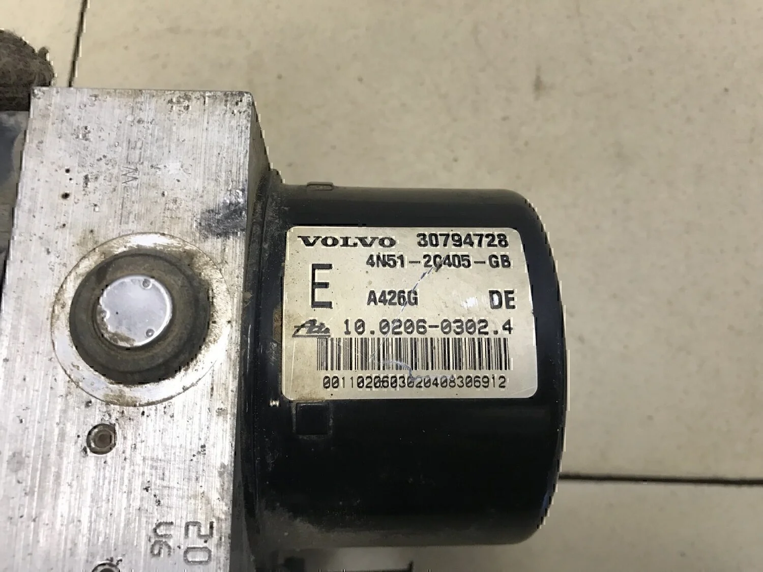 Блок ABS (насос) VOLVO V50 2004-2012 - миниатюра 9
