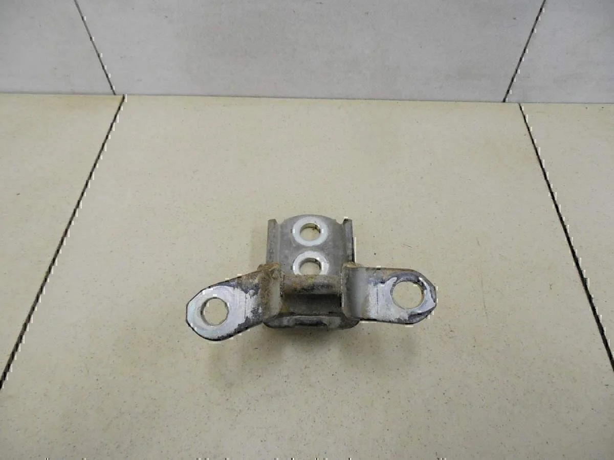 Петля двери передней NISSAN Almera (G15) 2013> - миниатюра 3