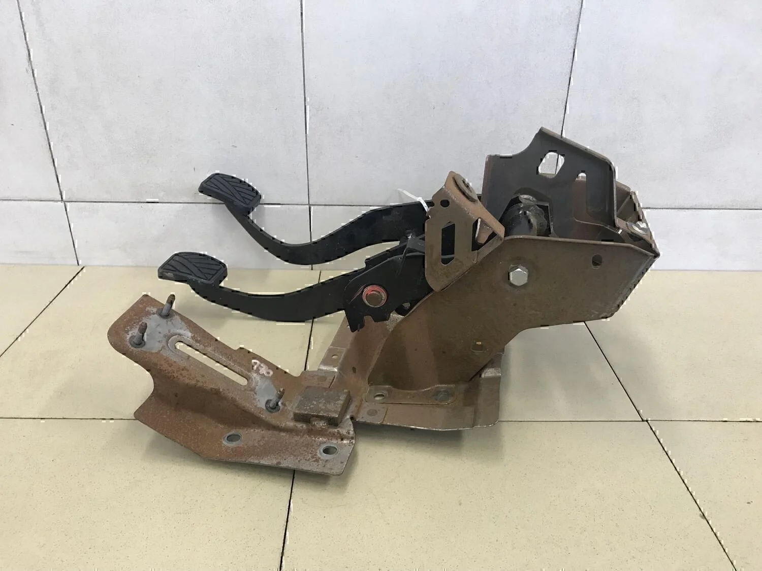 Блок педалей SUZUKI SX4 2006-2013 - миниатюра 3