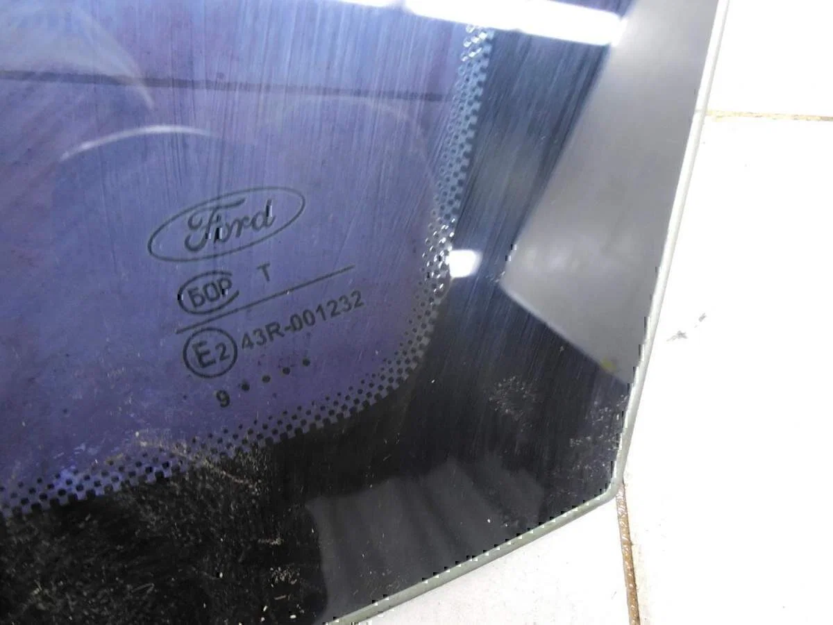 Стекло кузовное глухое правое FORD Focus II 2005-2008 - миниатюра 2