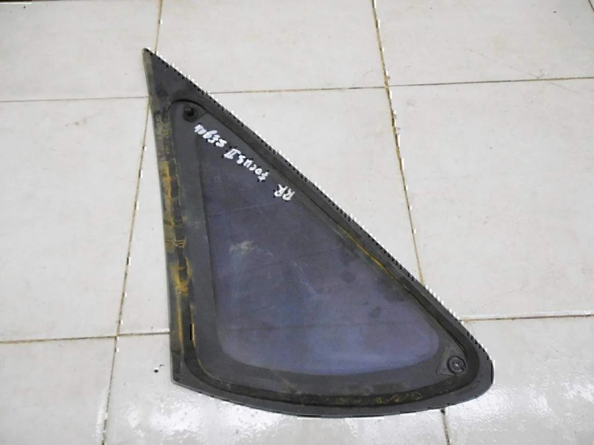 Стекло кузовное глухое правое FORD Focus II 2005-2008 - миниатюра 3