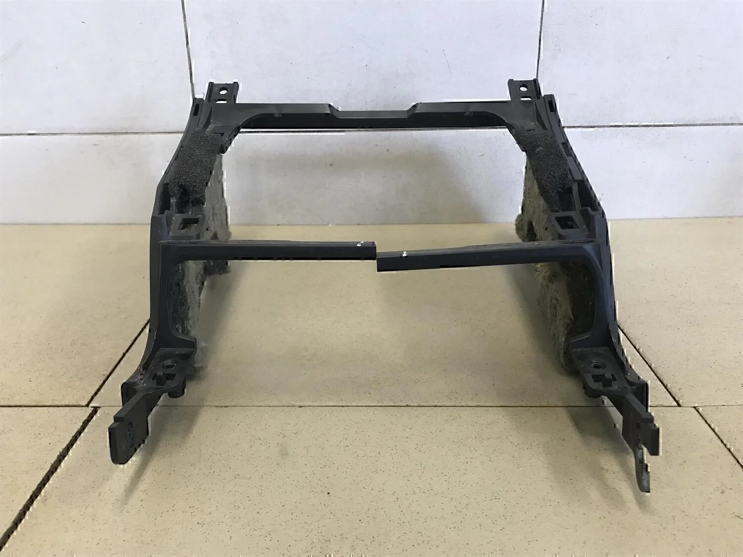 Консоль SUZUKI Grand Vitara 2006-2015 - миниатюра 2