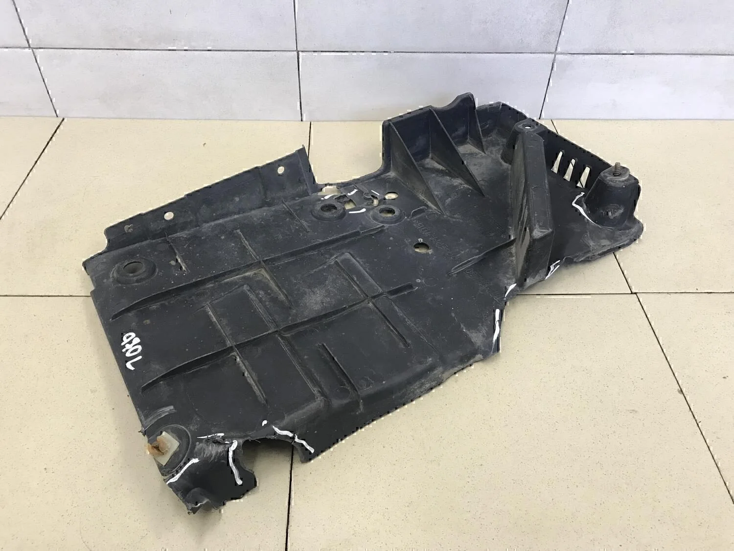 Пыльник (кузов наружные) SUZUKI SX4 2006-2013 - миниатюра 7